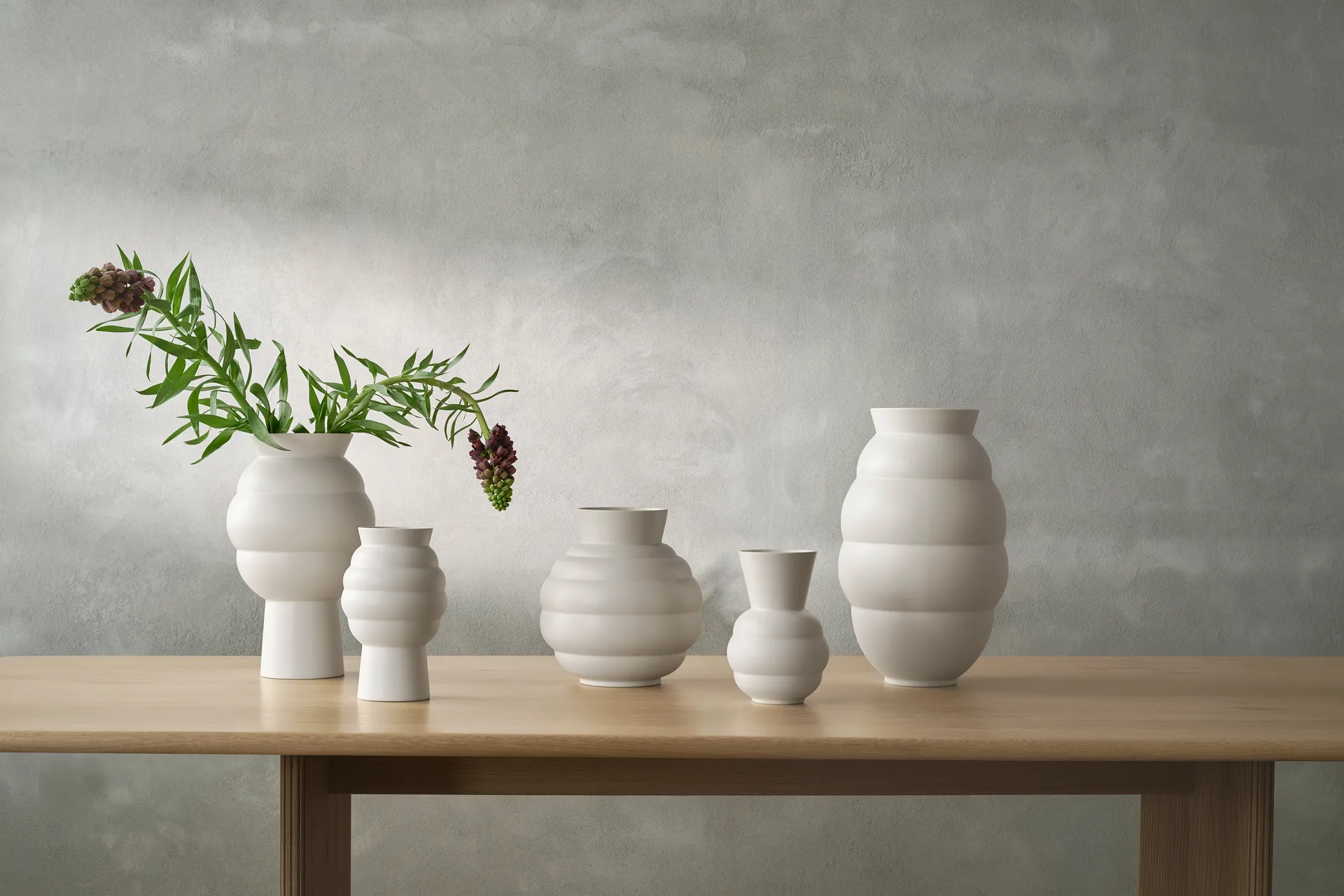 Vase Tortus Archie No5 41,5 cm, White Knabstrup Keramik