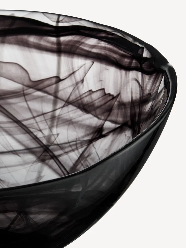 Bol Contrast 350 mm, Noir-noir Kosta Boda