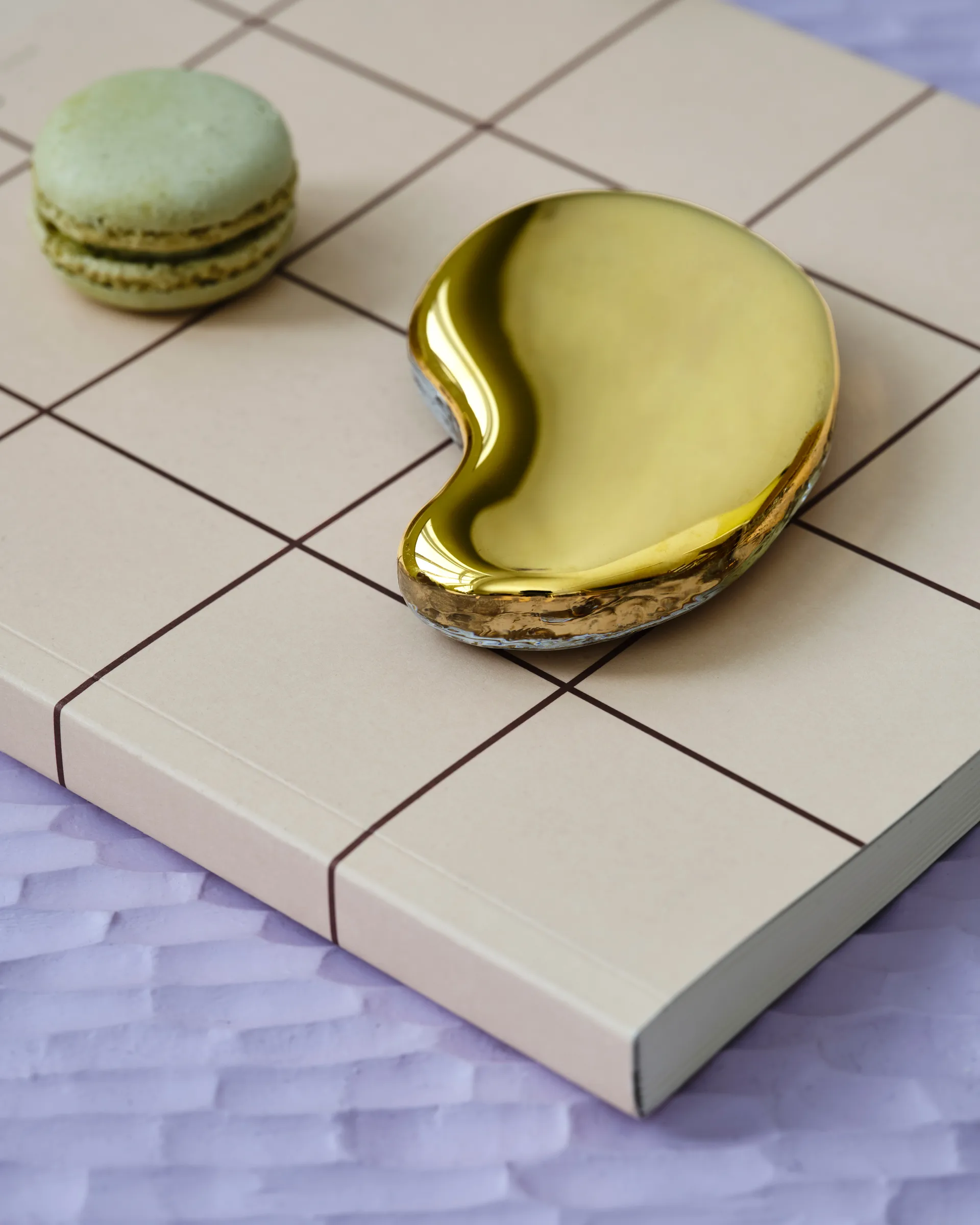 Décoration Tears of joy 97 mm, Golden tears Kosta Boda