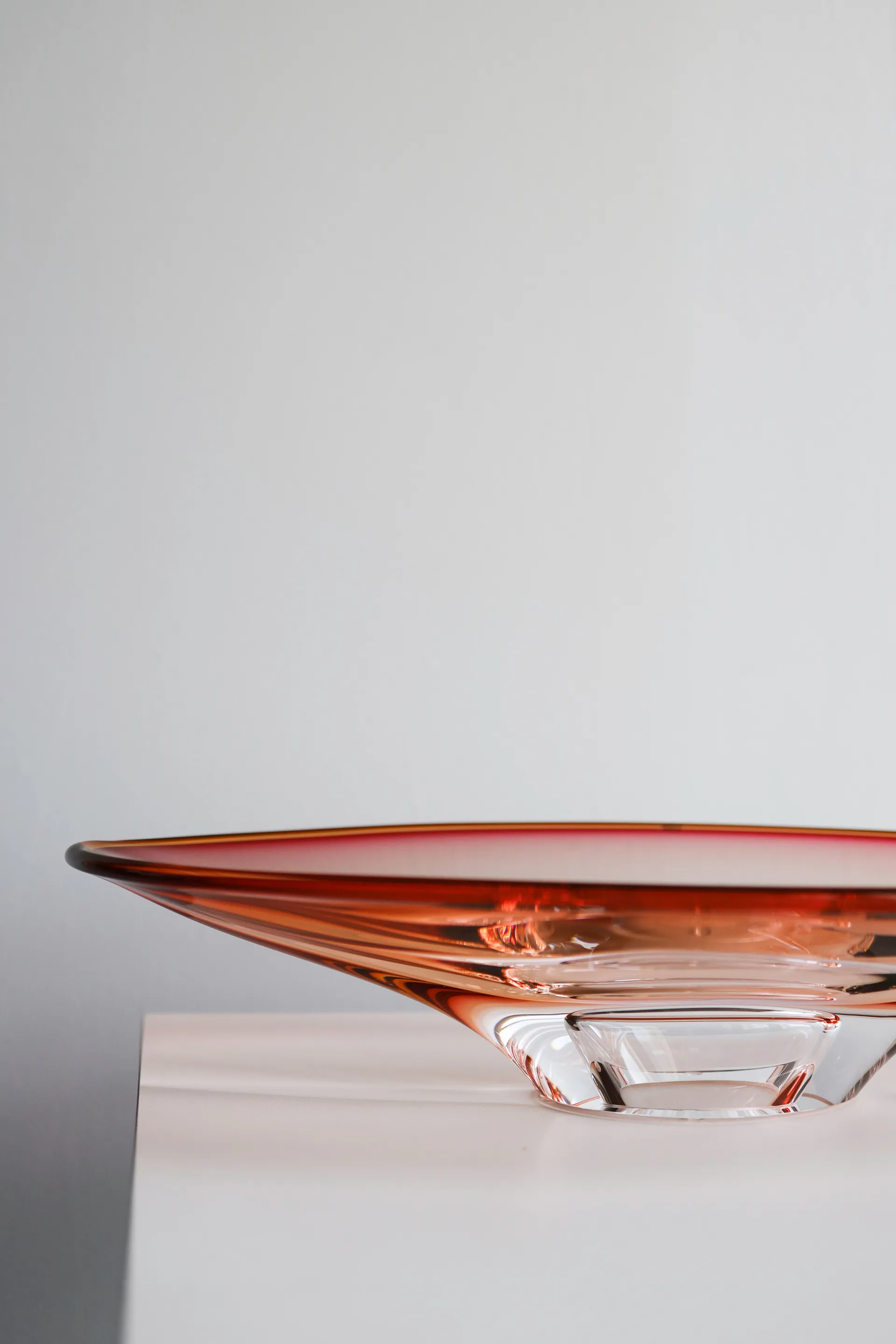 Plat Vision Ø 52,5 cm, Rose-ambre Kosta Boda