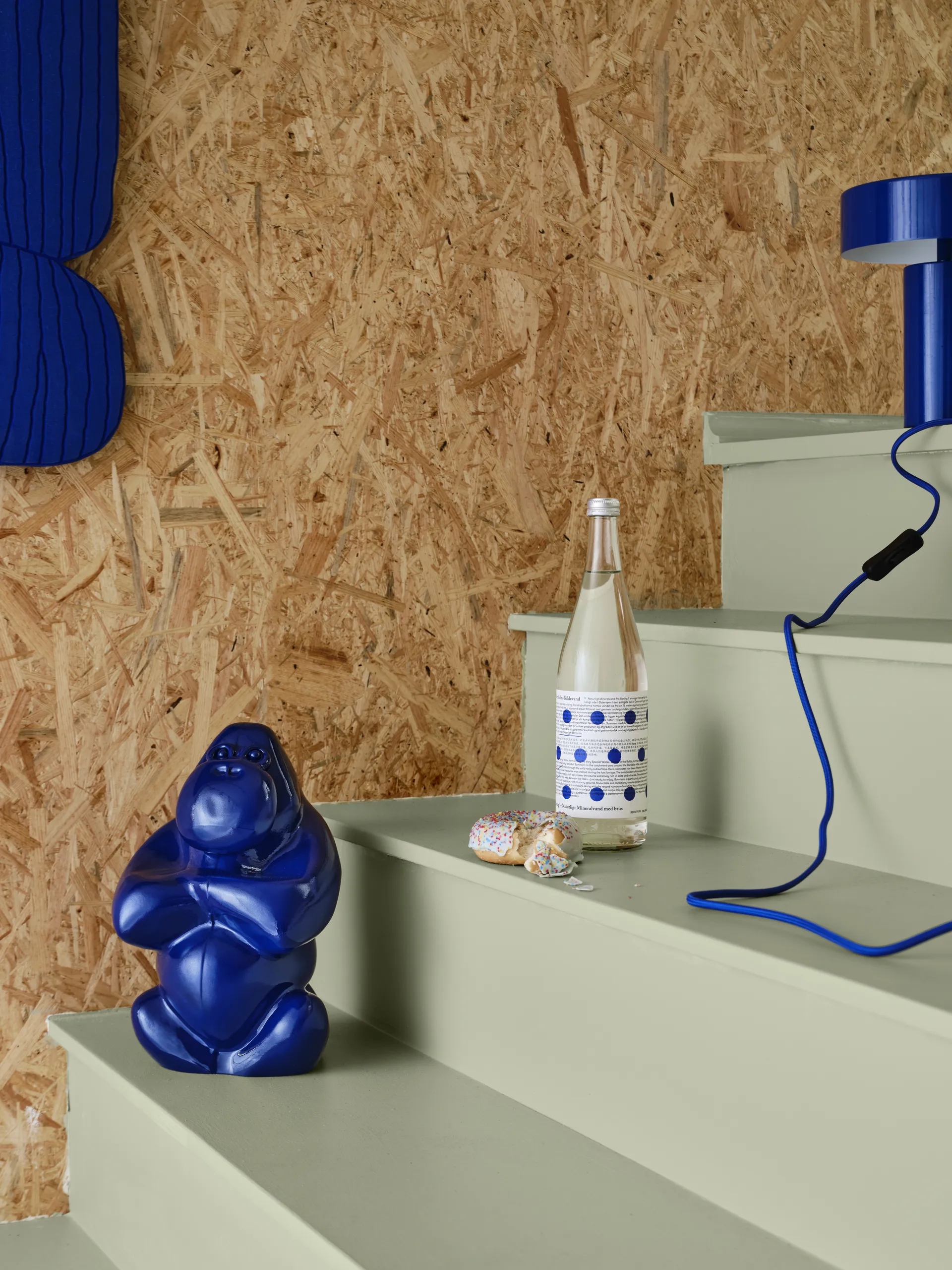 Sculpture Gabba Gabba Hey 305 mm, Bleu Klein Kosta Boda