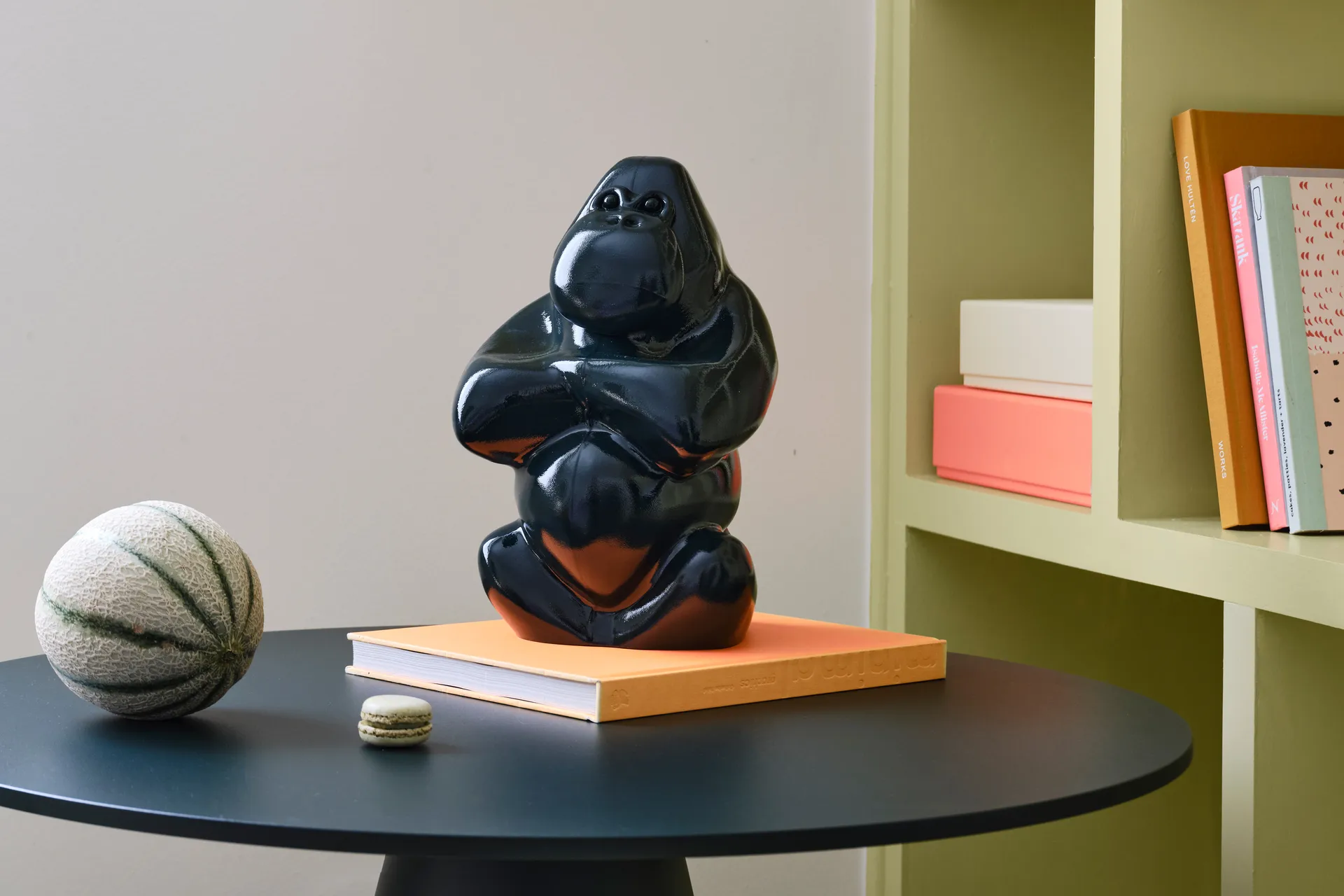 Sculpture Gabba Gabba Hey 305 mm, Vert foncé Kosta Boda