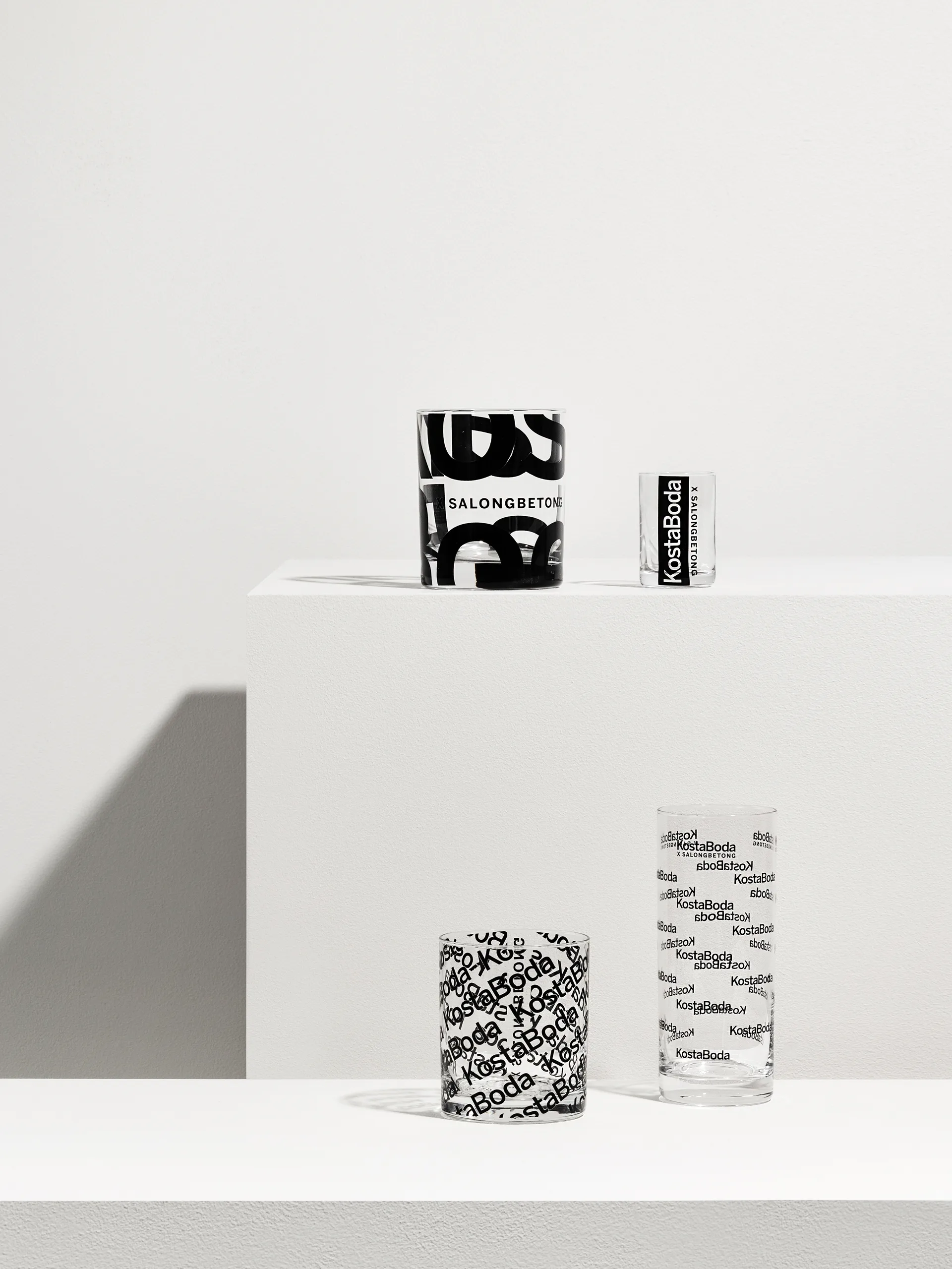 Verre highball Salong Betong 33 cl, lot de 2, Noir transparent Kosta Boda