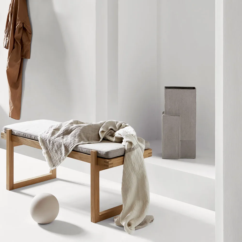 Banc Minimal, oak Kristina Dam Studio