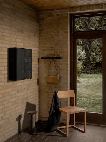 Column portemanteau 49 cm - Chêne laqué noir - Kristina Dam Studio