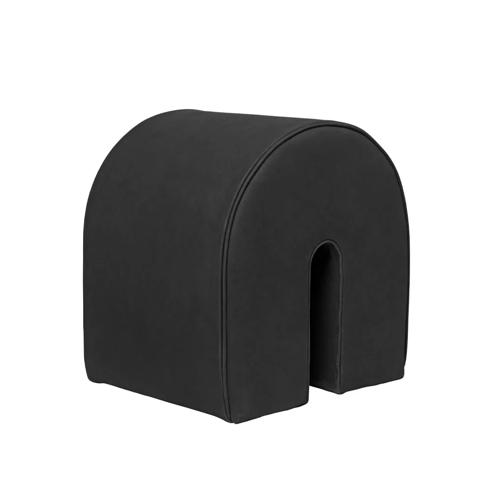 Pouf Curved, cuir black Kristina Dam Studio