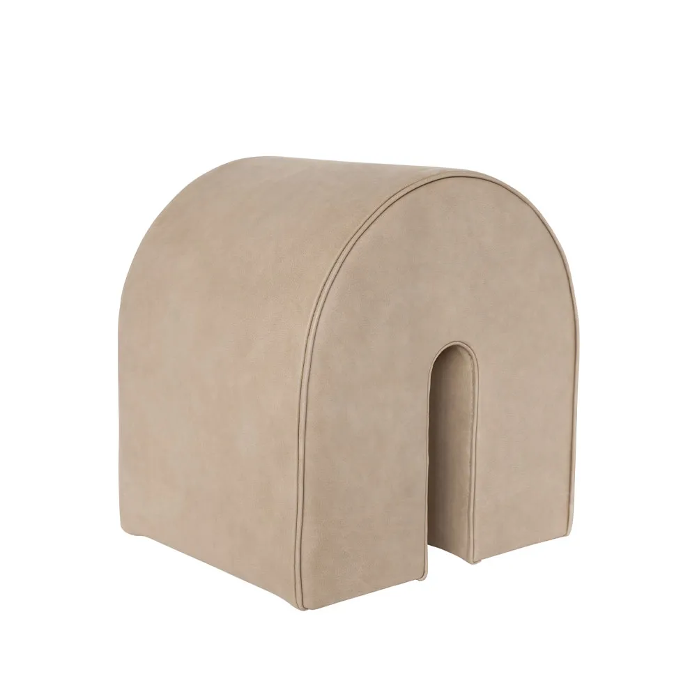 Pouf Curved, cuir light brown Kristina Dam Studio