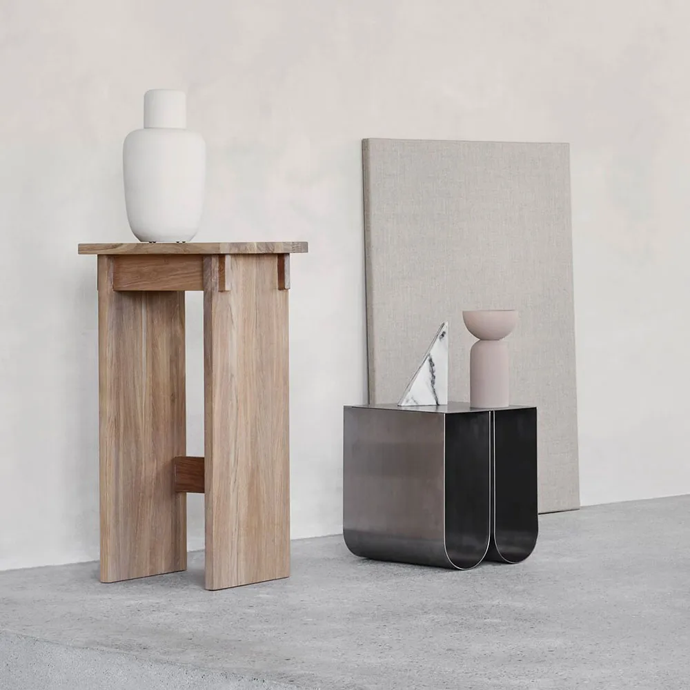 Table d'appoint Curved, stainless steel Kristina Dam Studio