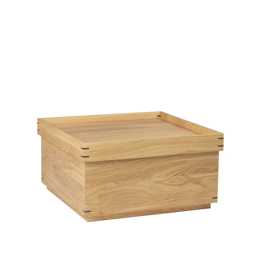 Table/plateau Japanese 68x68 cm, dark oak, large Kristina Dam Studio