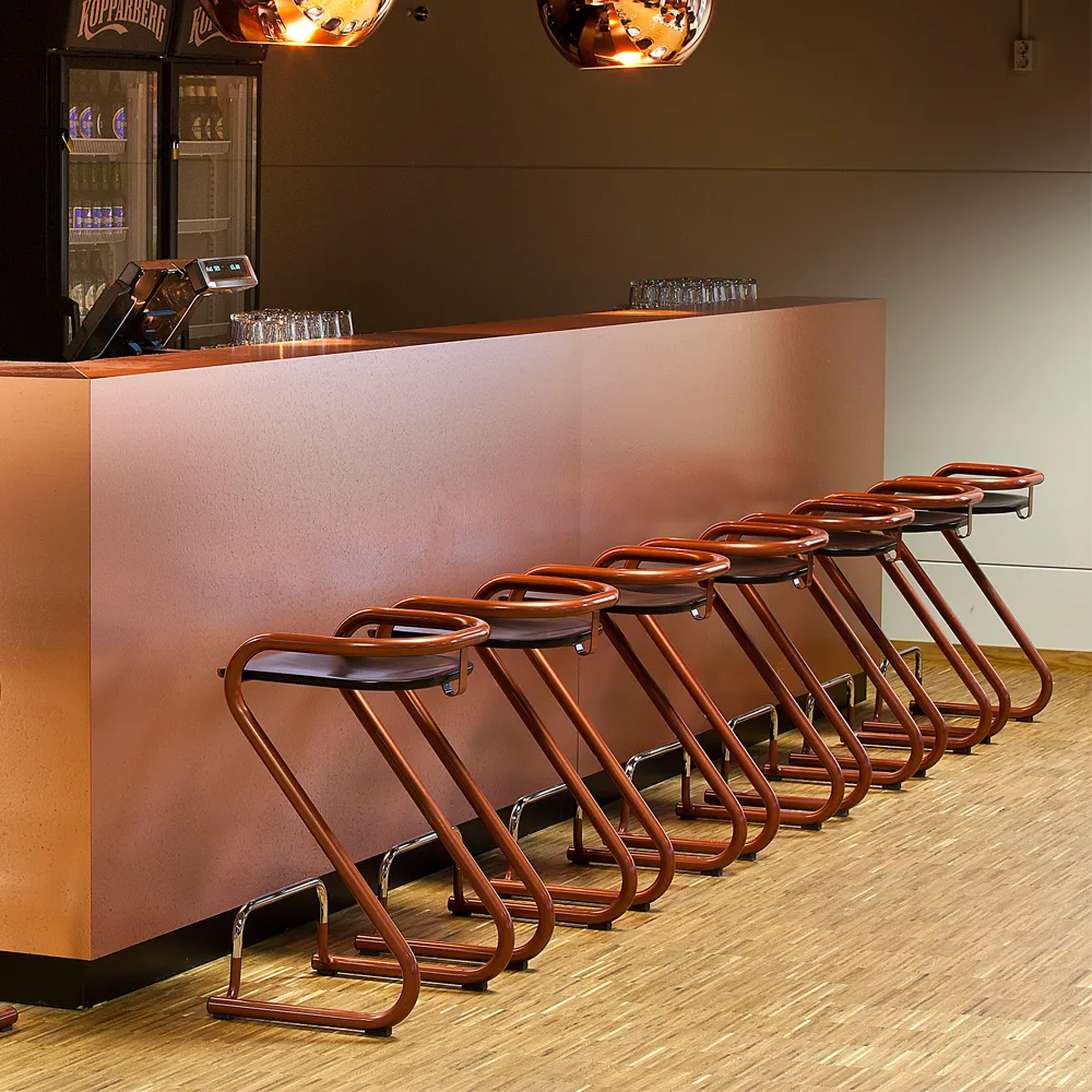 Chaise à accoudoirs X75-2, Noir-chrome Lammhults