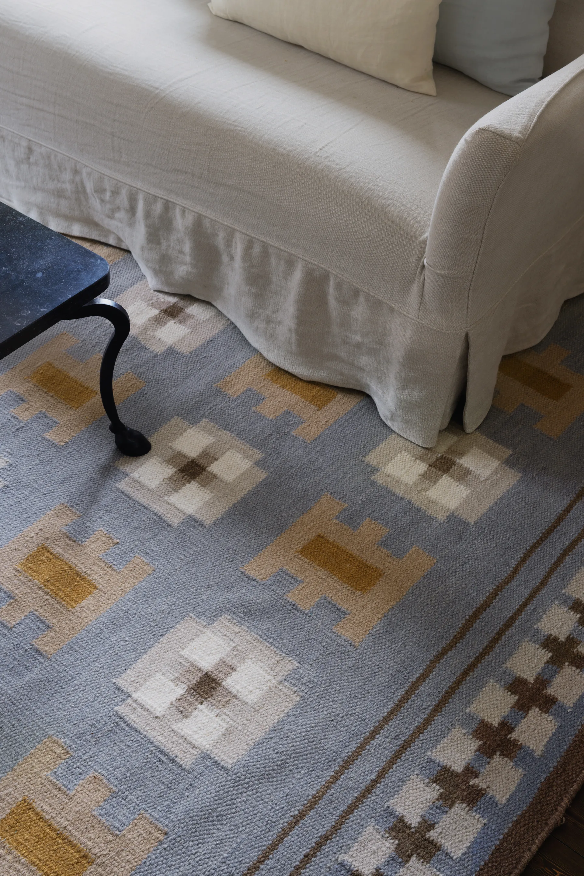 Tapis en laine Röllakan Selma, Dove, 80x300 cm Layered