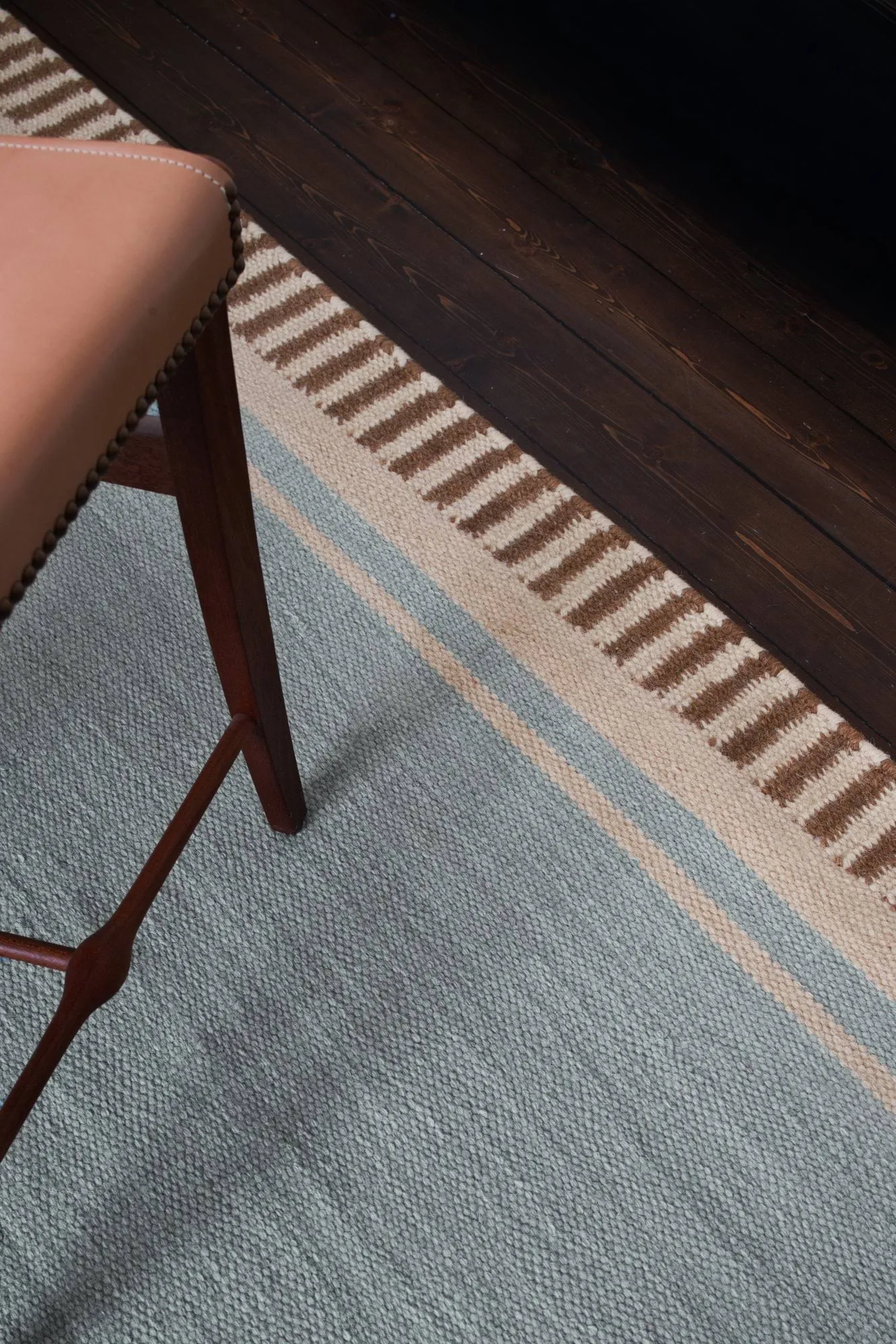 Tapis en laine Röllakan Solid, Sky blue, 140x200 cm Layered