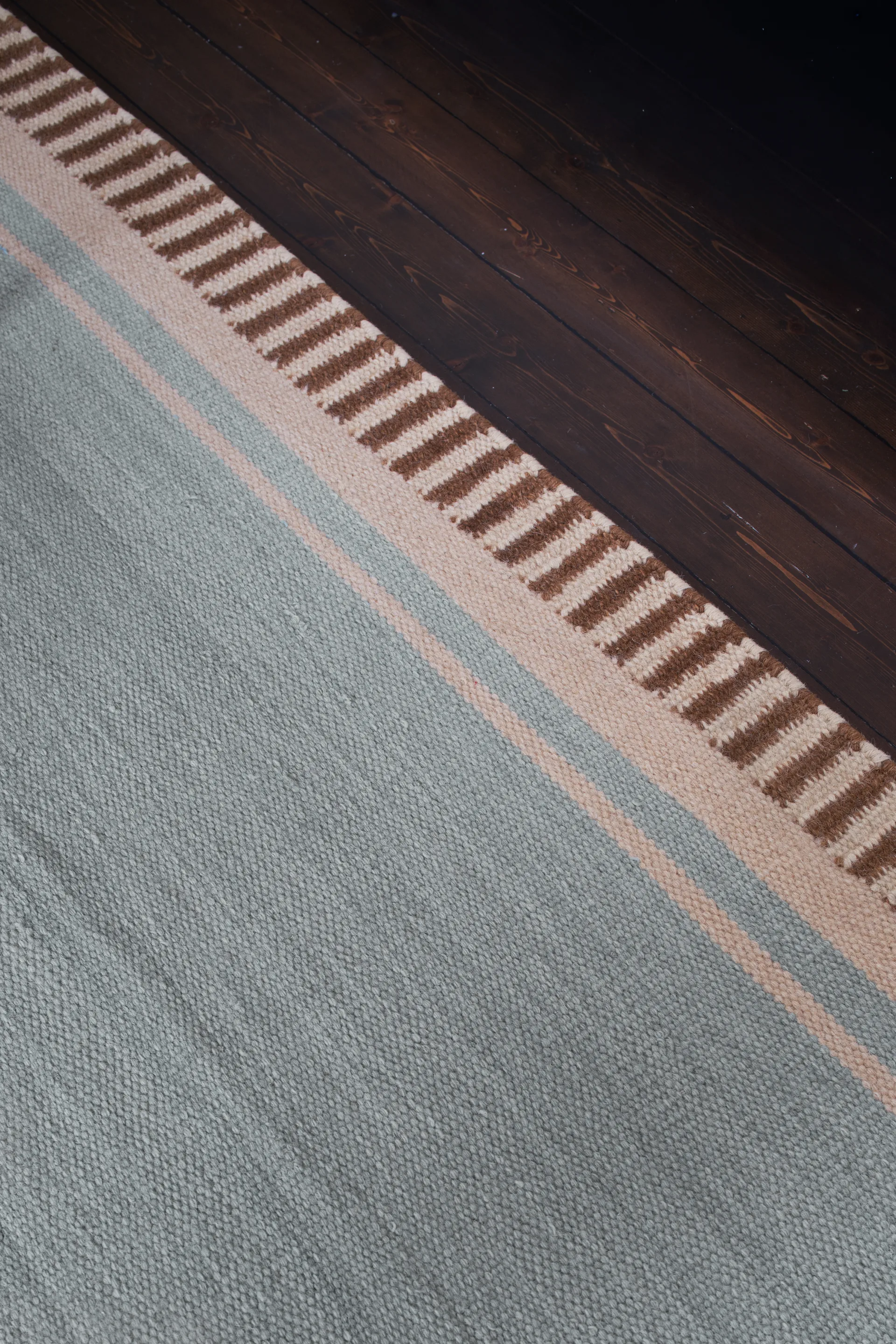Tapis en laine Röllakan Solid, Sky blue, 250x350 cm Layered