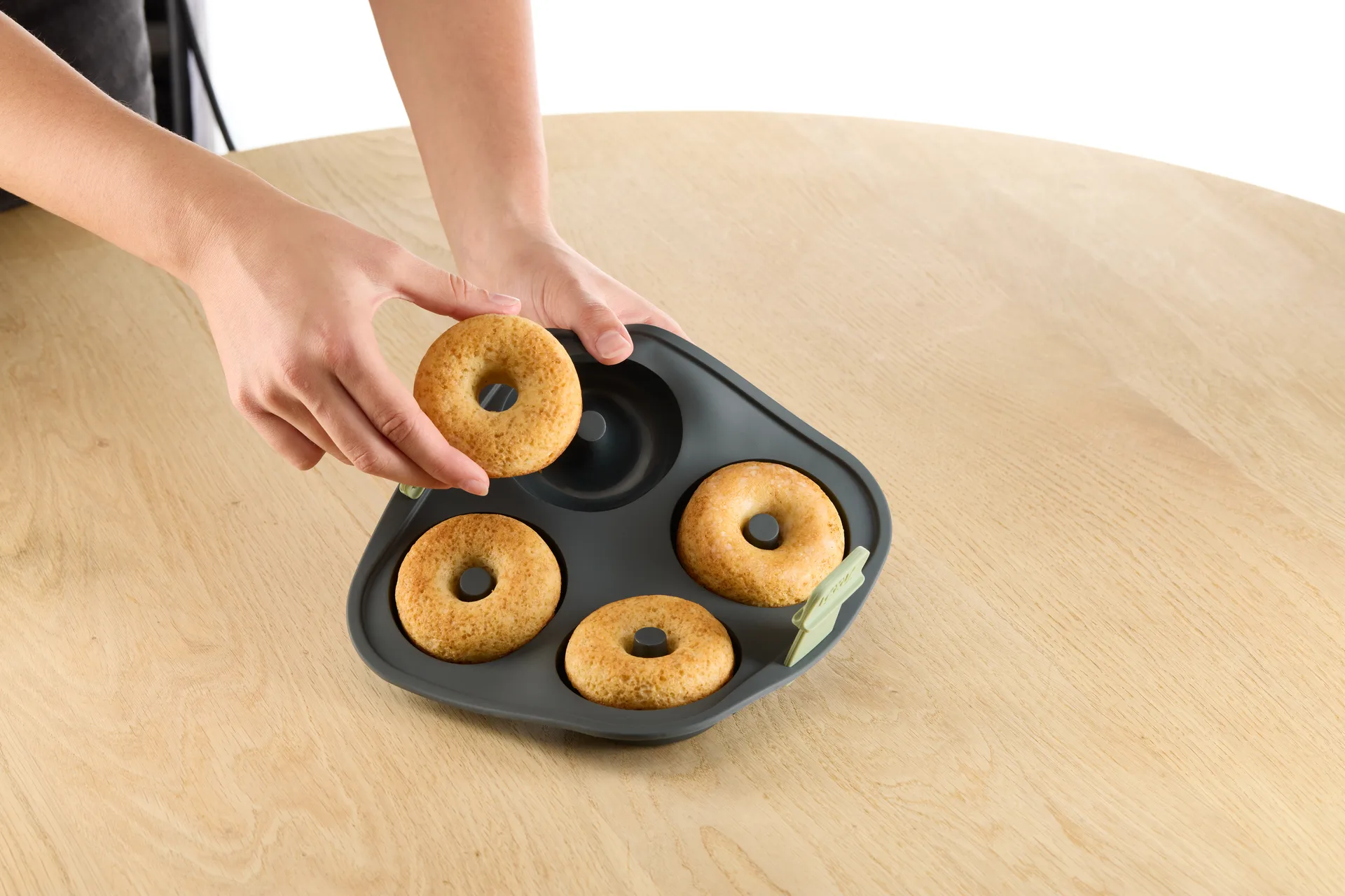 Lékué Moule pour donuts Air fryer 4 pcs, Grey Lékué