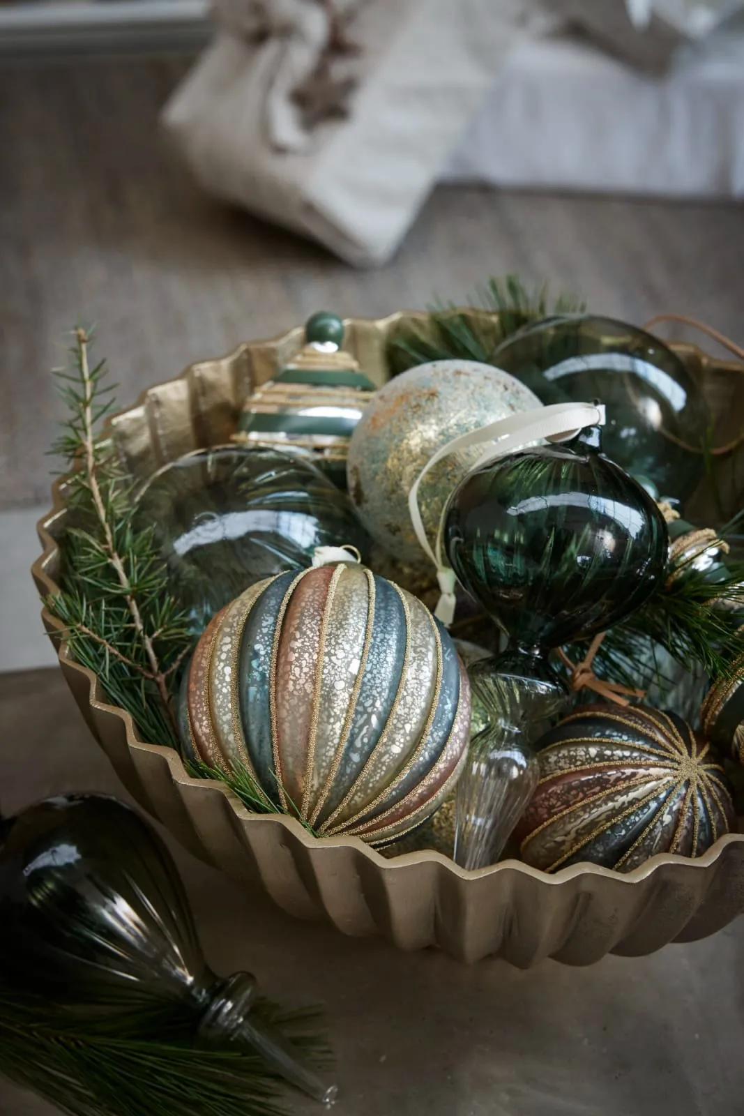 Boule de Noël Clearena Ø10 cm, Dusty green-gold Lene Bjerre