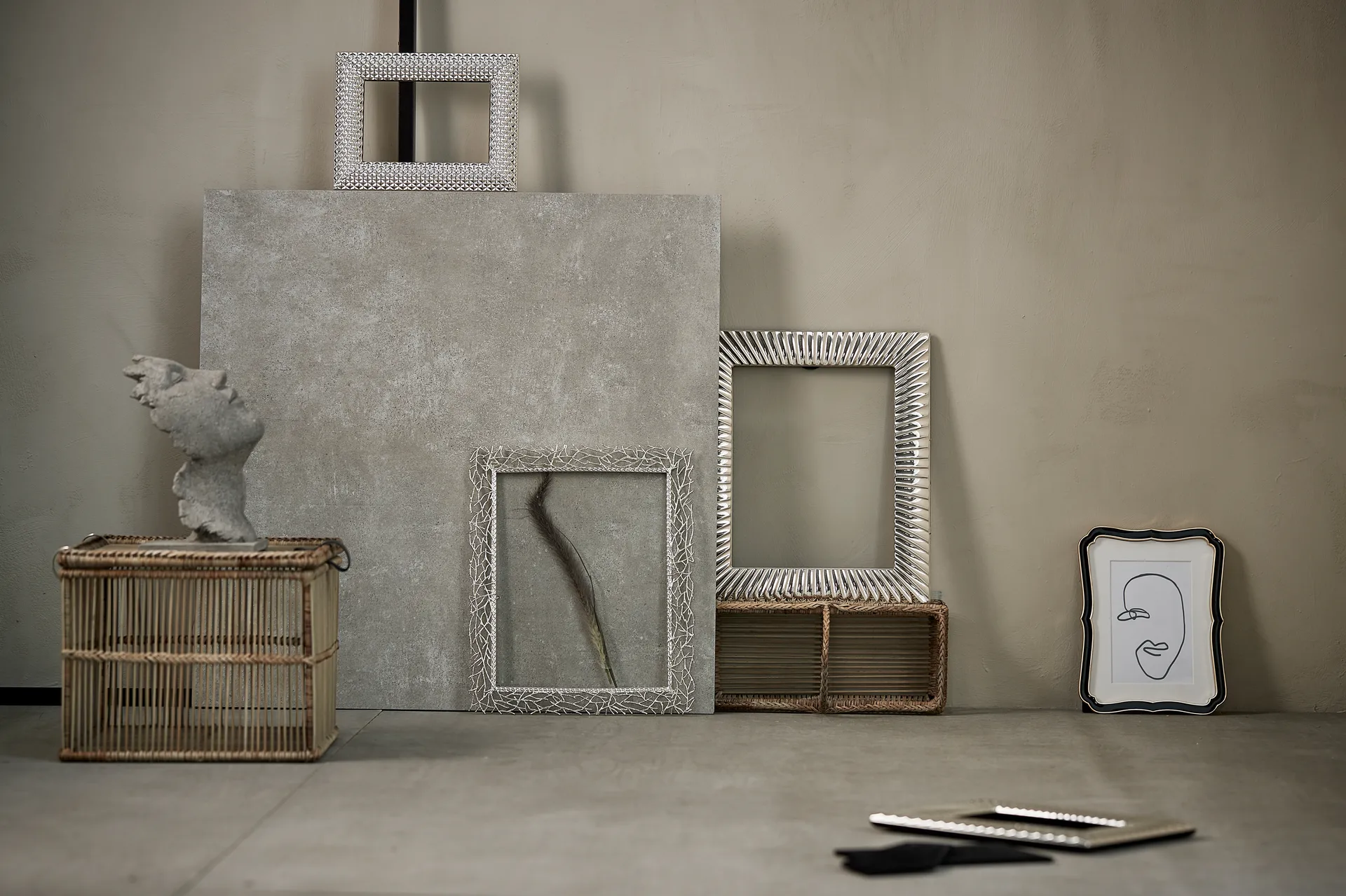 Décoration visage Serafina 29,5 cm, Grey Lene Bjerre