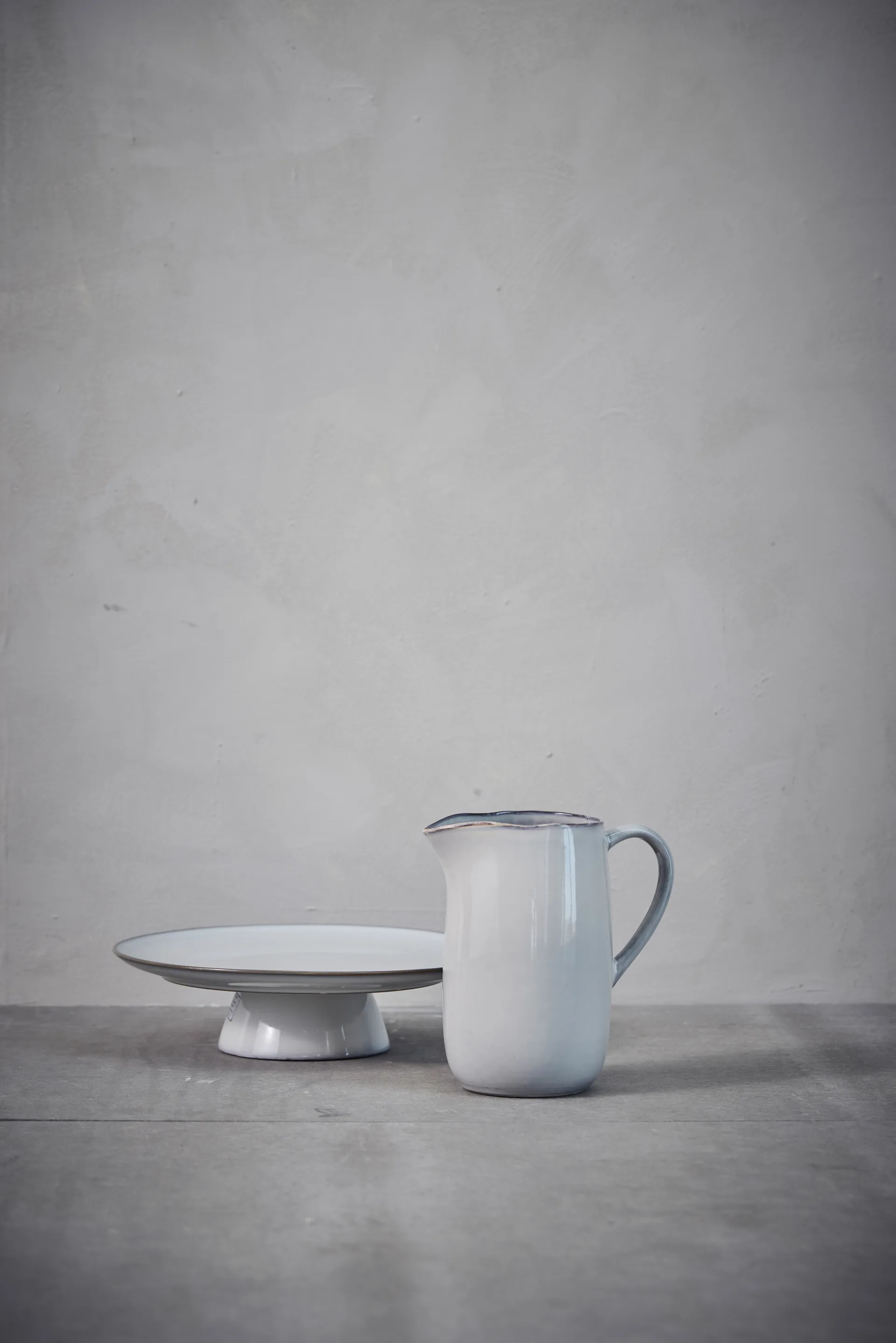 Plat à gâteau Amera Ø32,5 cm, Sables blancs Lene Bjerre