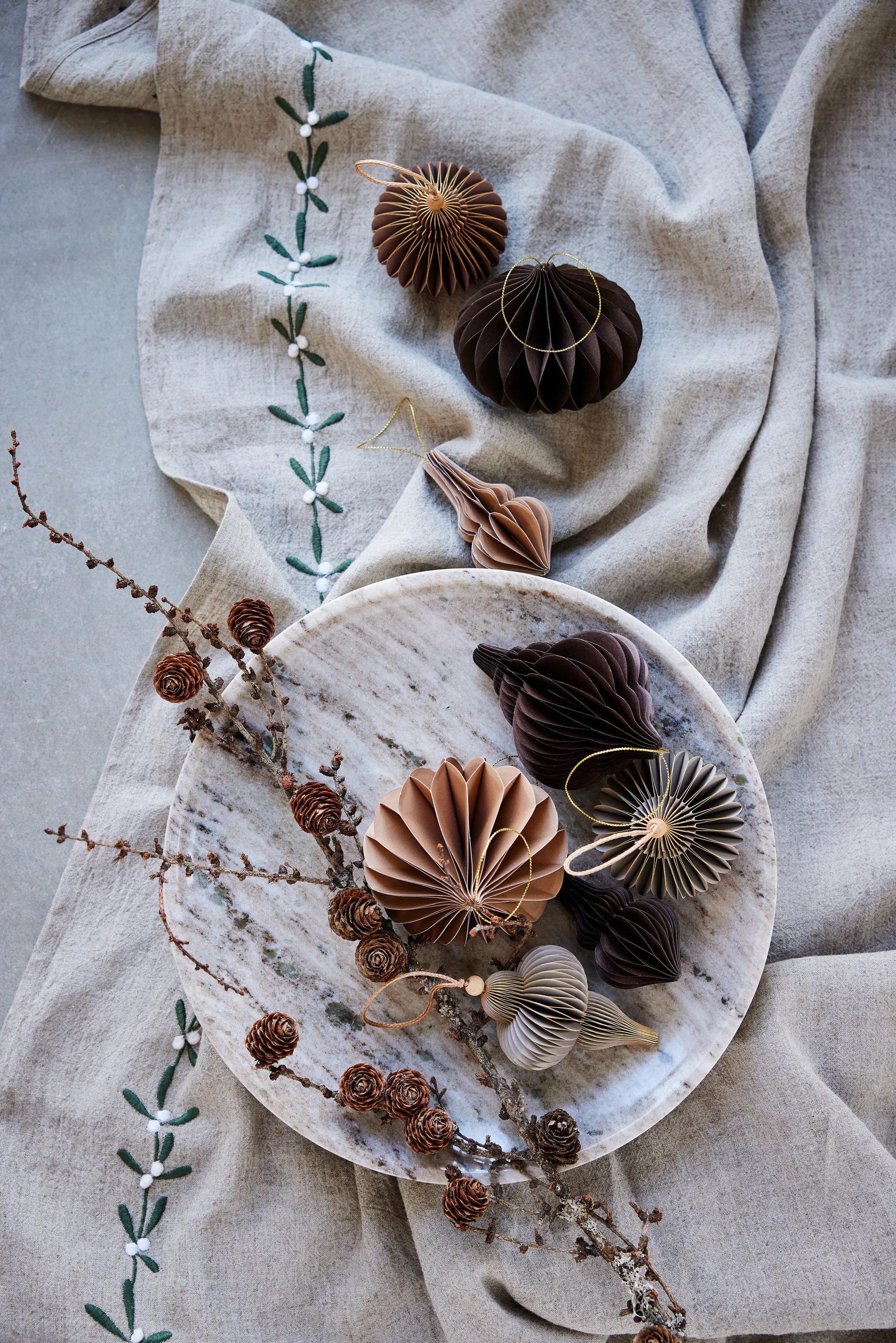 Suspension décorative Paline 10 cm, Gris clair-silver Lene Bjerre