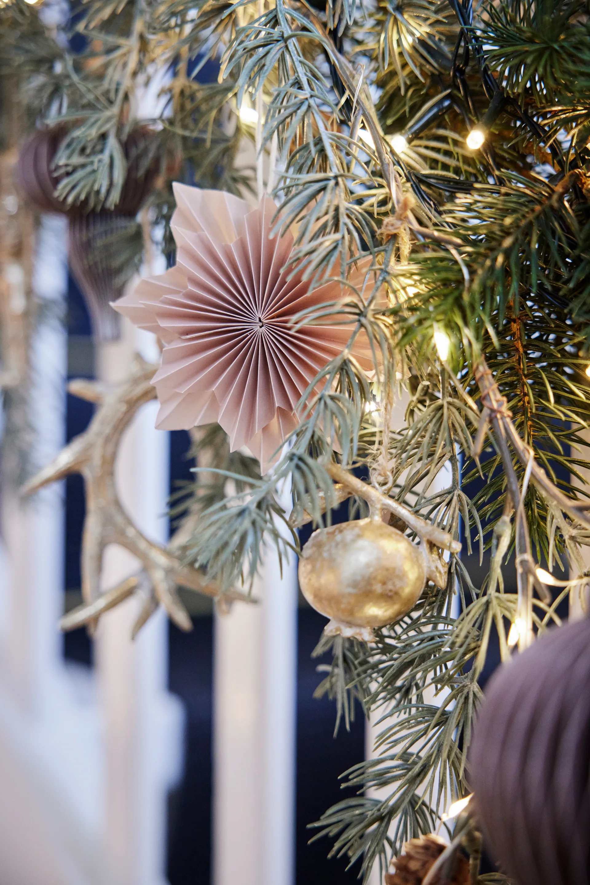 Suspension décorative Palisa fleur 10 cm, Rose foncé Lene Bjerre