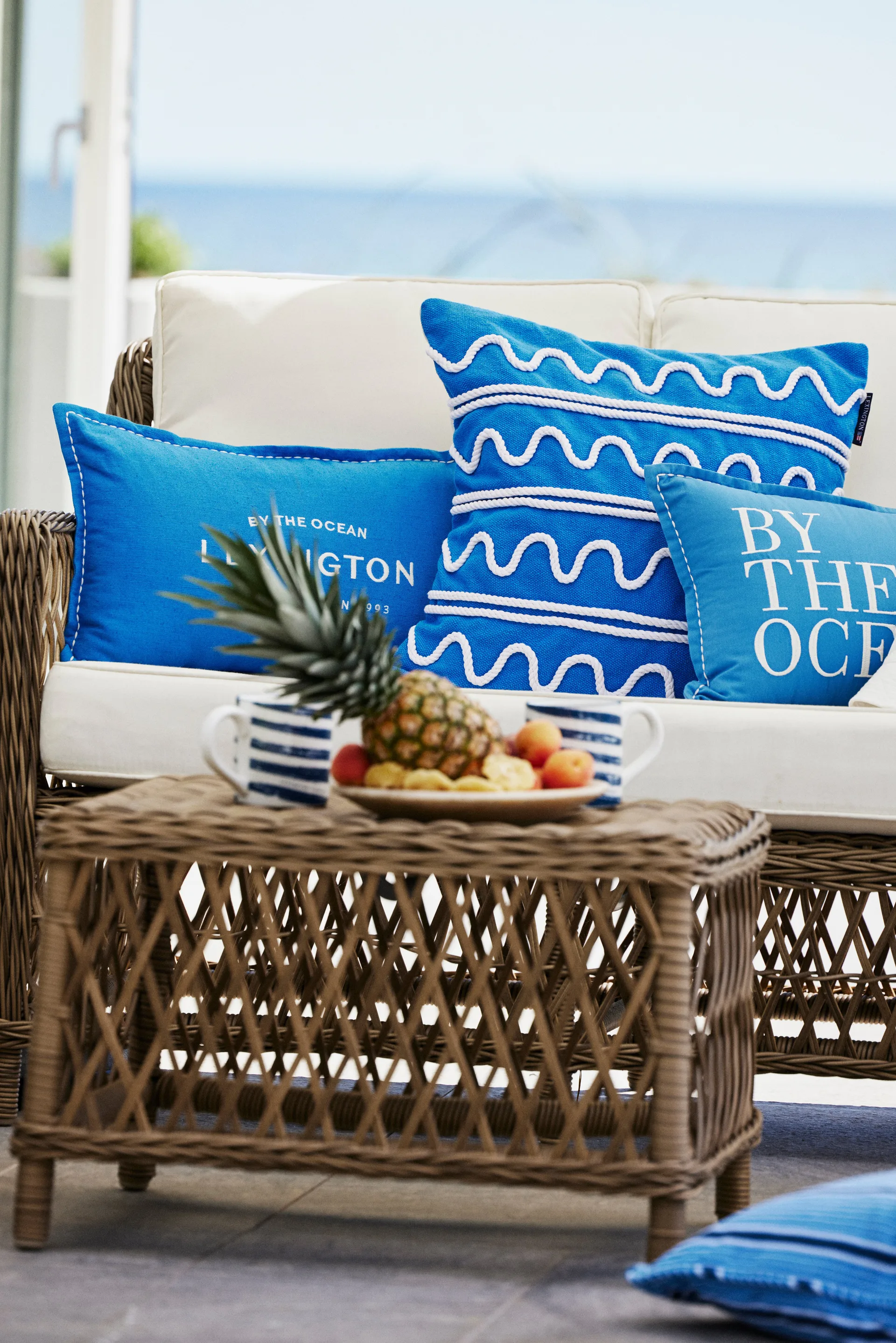 Coussin Logo Embroidered Linen/Cotton 30x50 cm, Blue Lexington