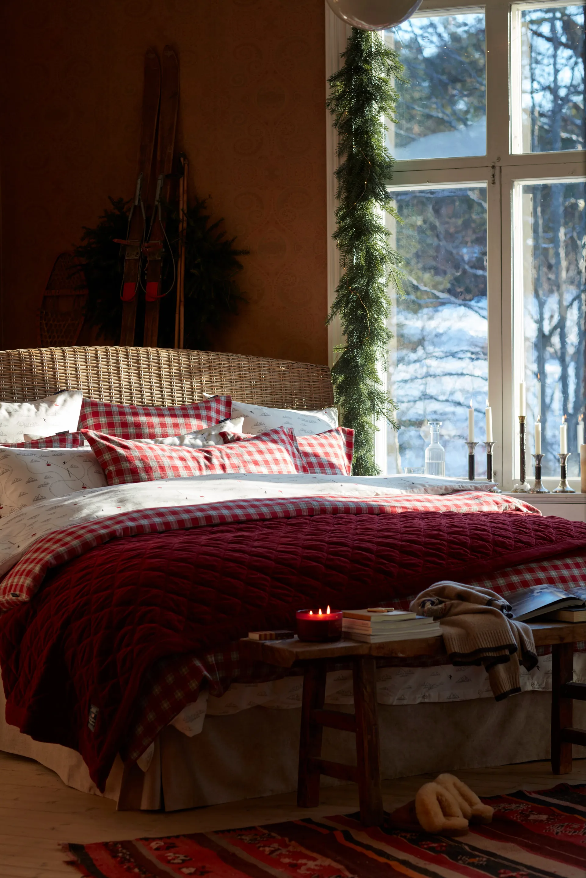 Couvre-lit Quilted Organic Cotton Velvet 160x240 cm, Red Lexington