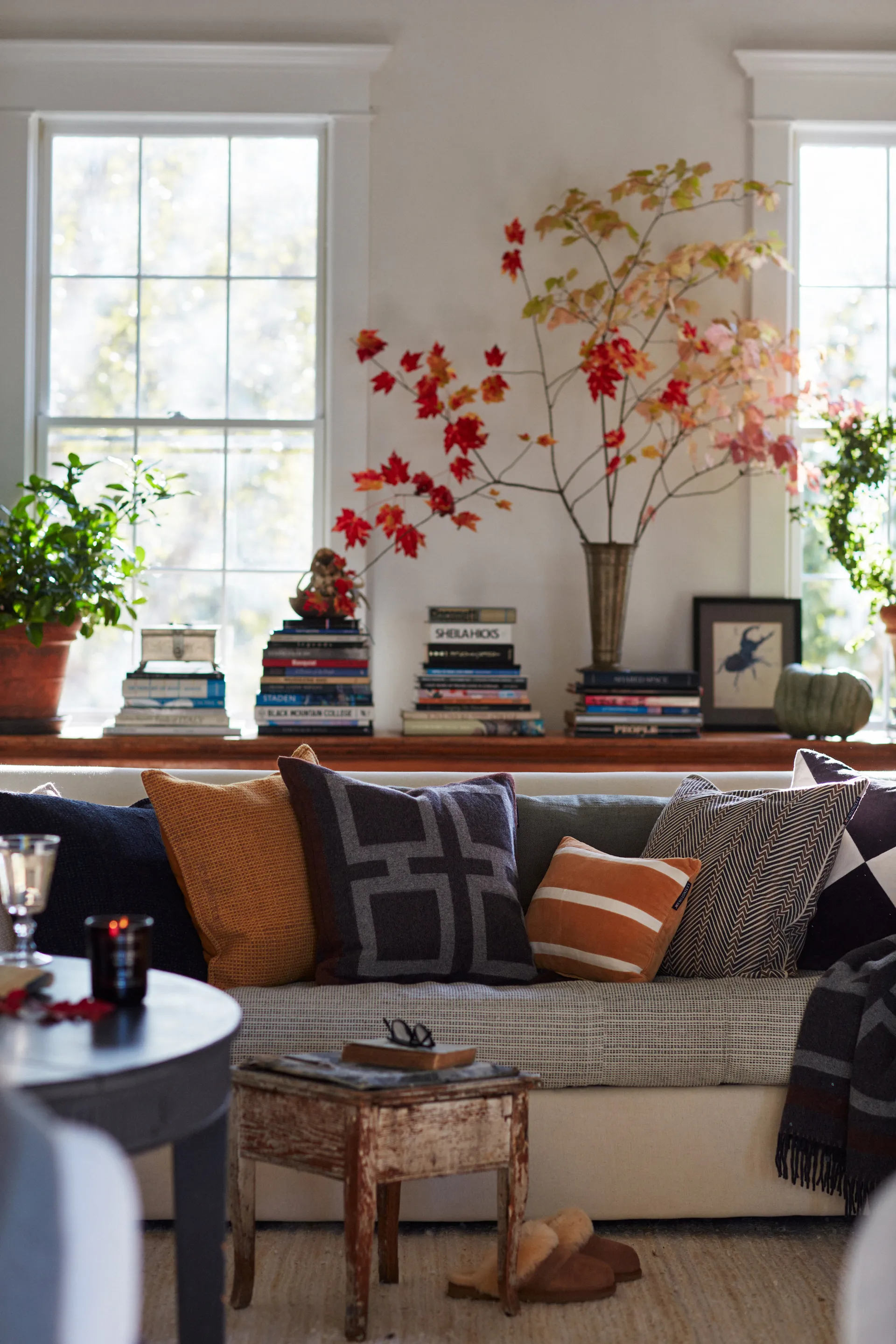 Housse de coussin Patched Organic Cotton Velvet 50x50 cm, Dark gray-light beige Lexington