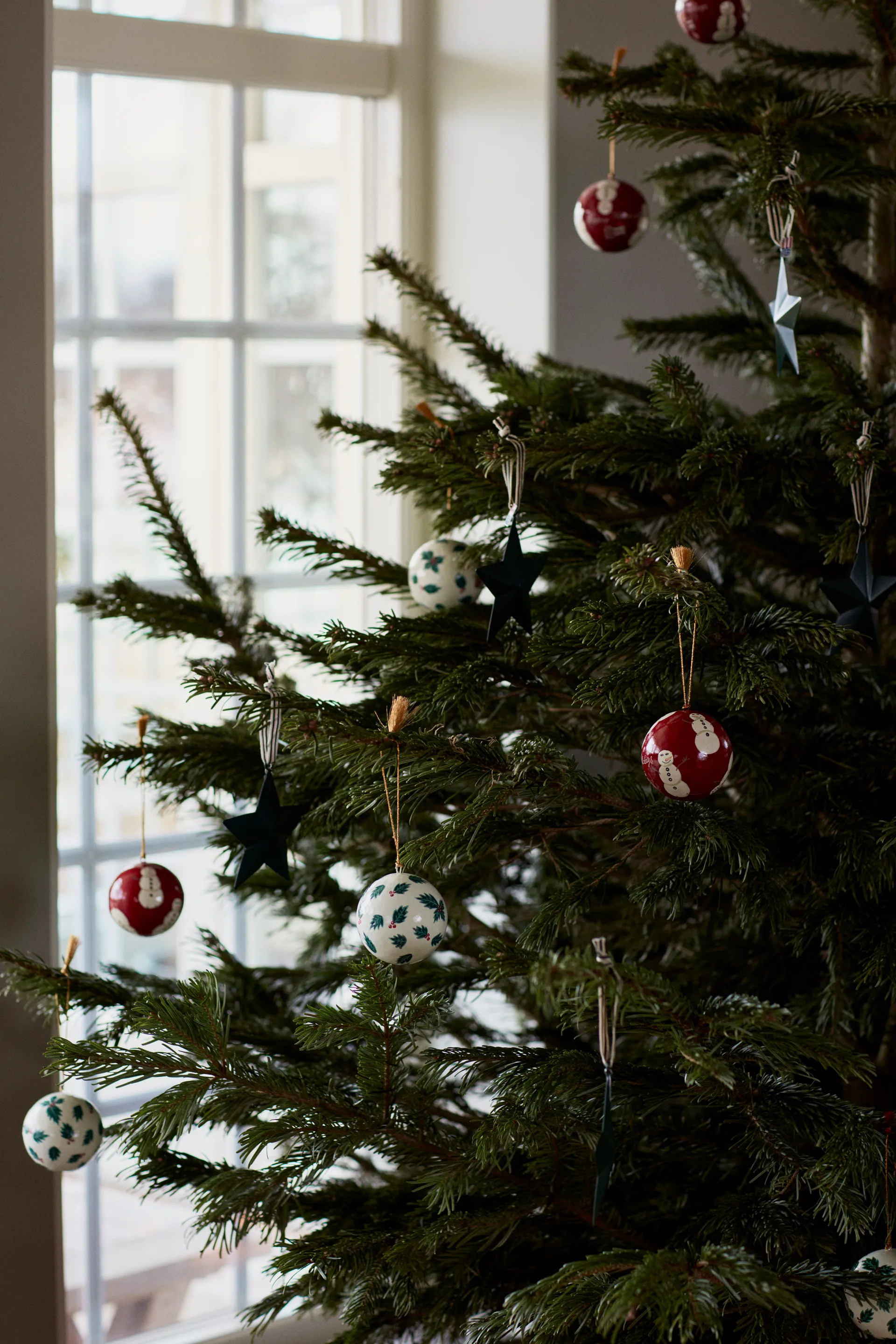 Lexington Papier Maché boules de Noël - lot de 2, Rouge-blanc Lexington