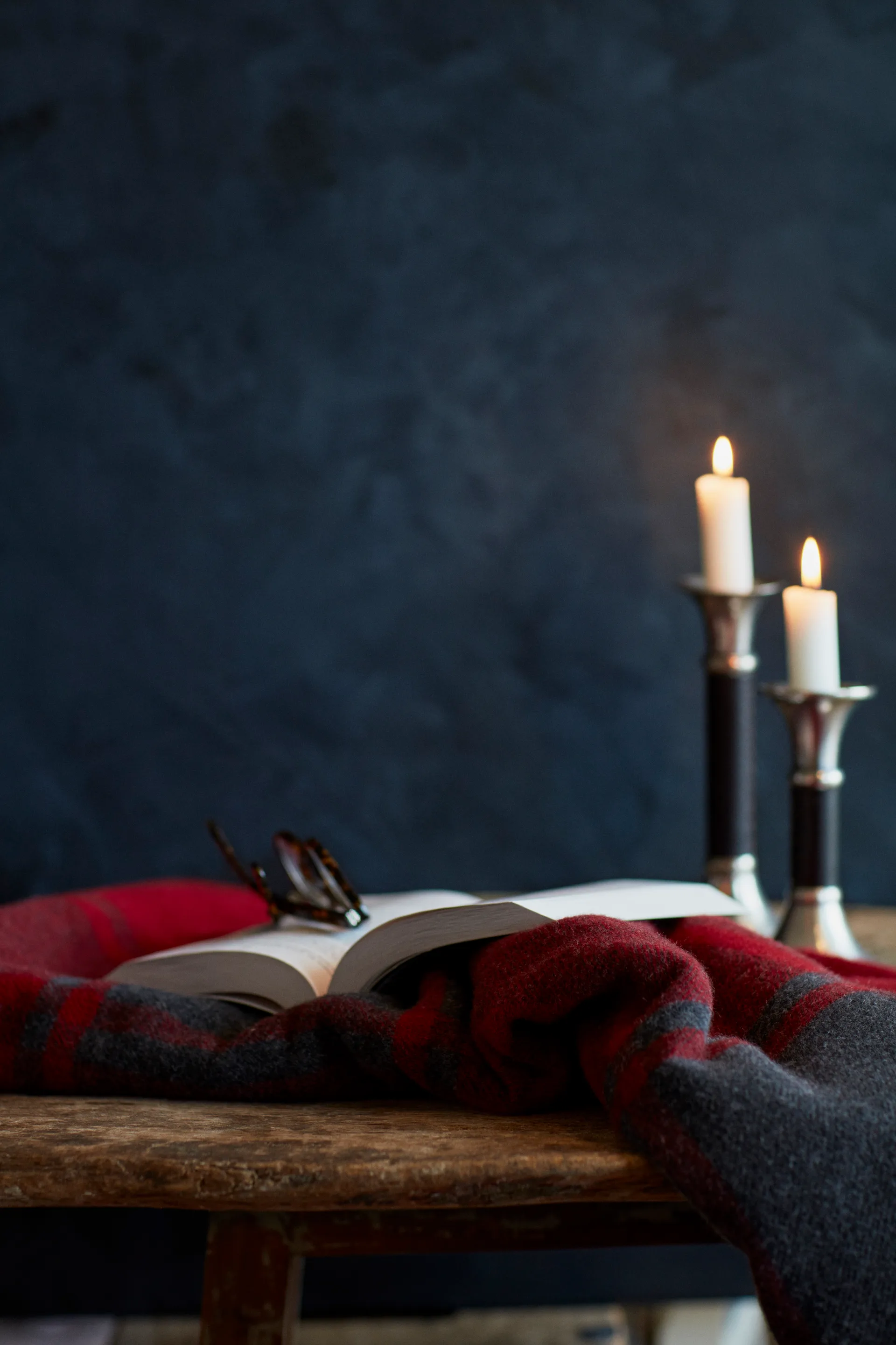 Plaid en laine Checked Recycled 130x170 cm, Rouge-gris foncé Lexington