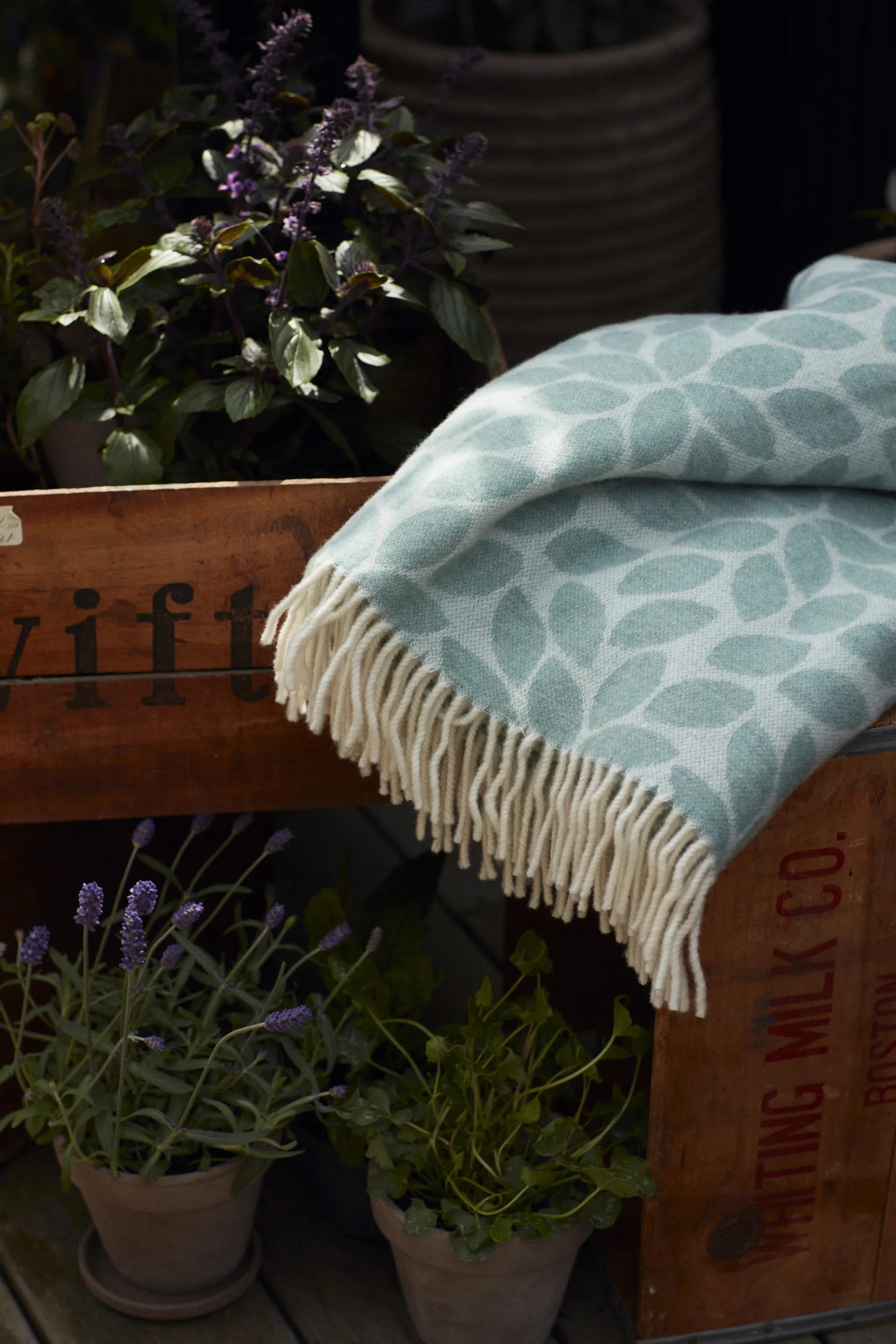 Plaid en laine Leaves Recycled Wool Jacquard 130x170 cm, Vert Lexington