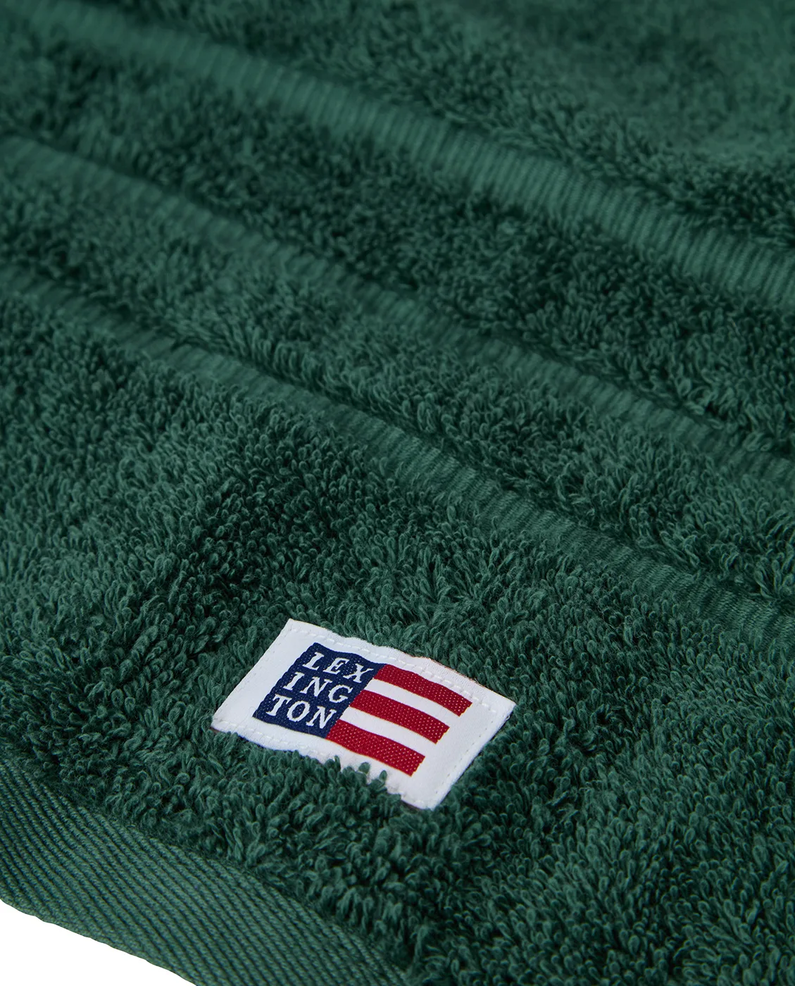 Serviette Happy Holidays Juniper coton écologique 50x70 cm, Green-Light Beige Lexington