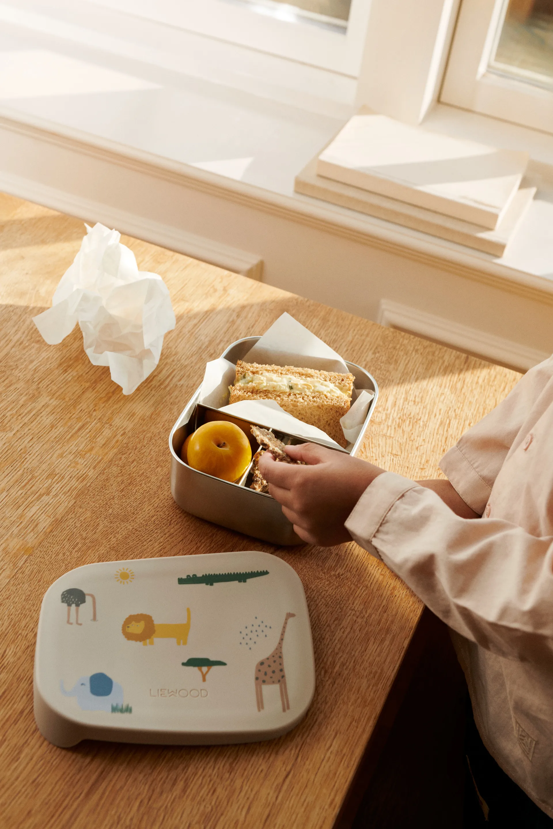 Boîte à lunch Arthur 13,5x17 cm, Safari sandy mix Liewood