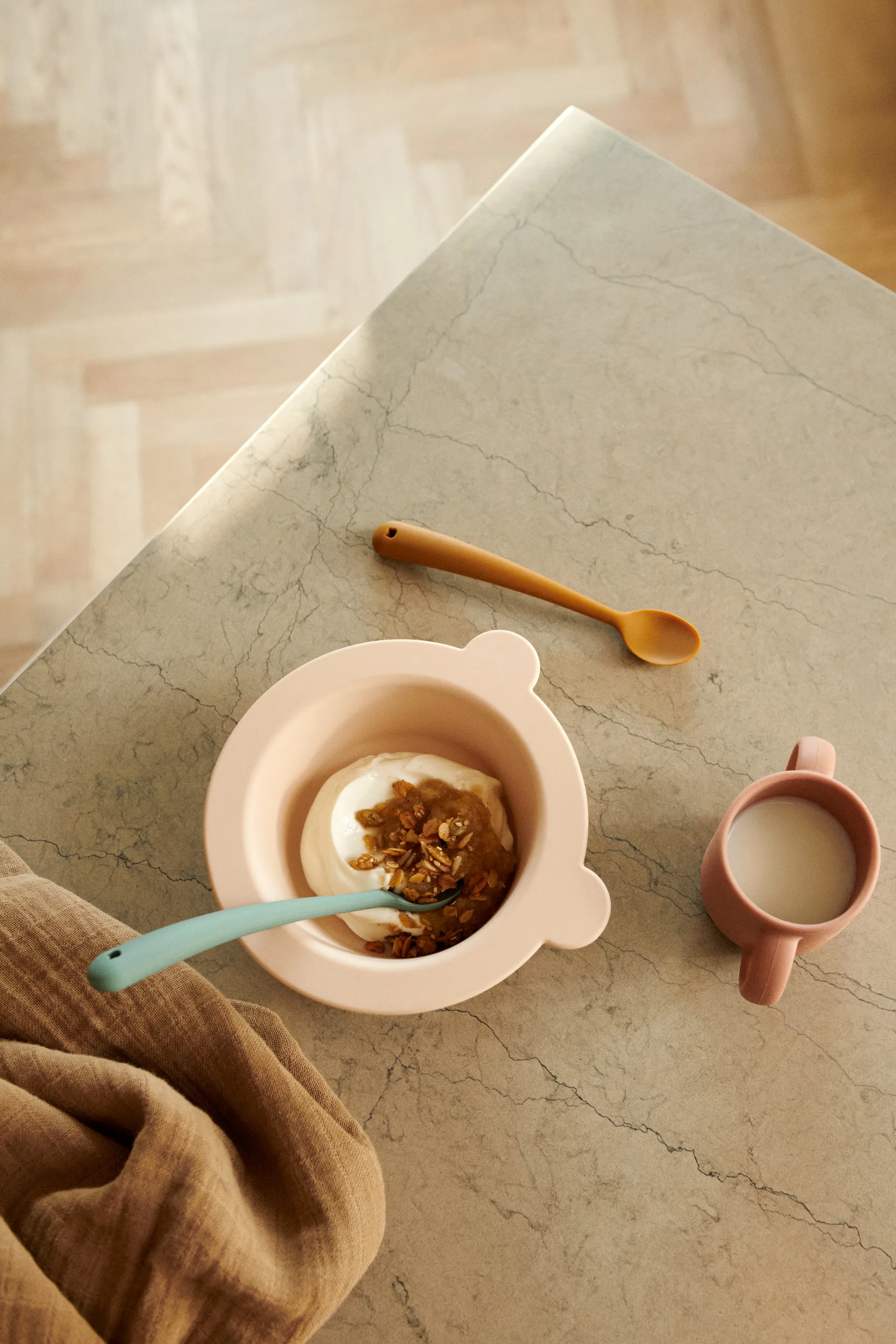 Bol avec ventouse Peony Ø16 cm lot de 2, Mustard-tuscany rose mix Liewood