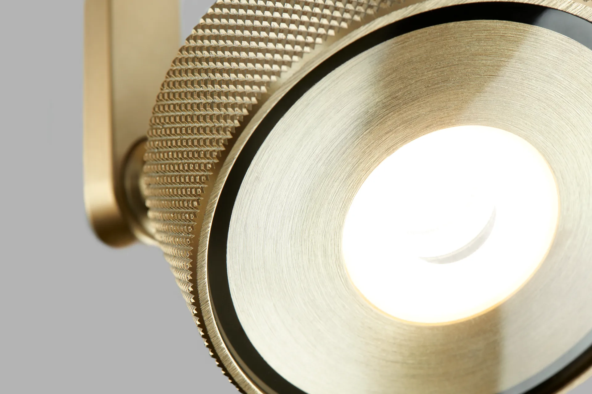 Plafonnier Cosmo C1 switch tune, Brass Light-Point