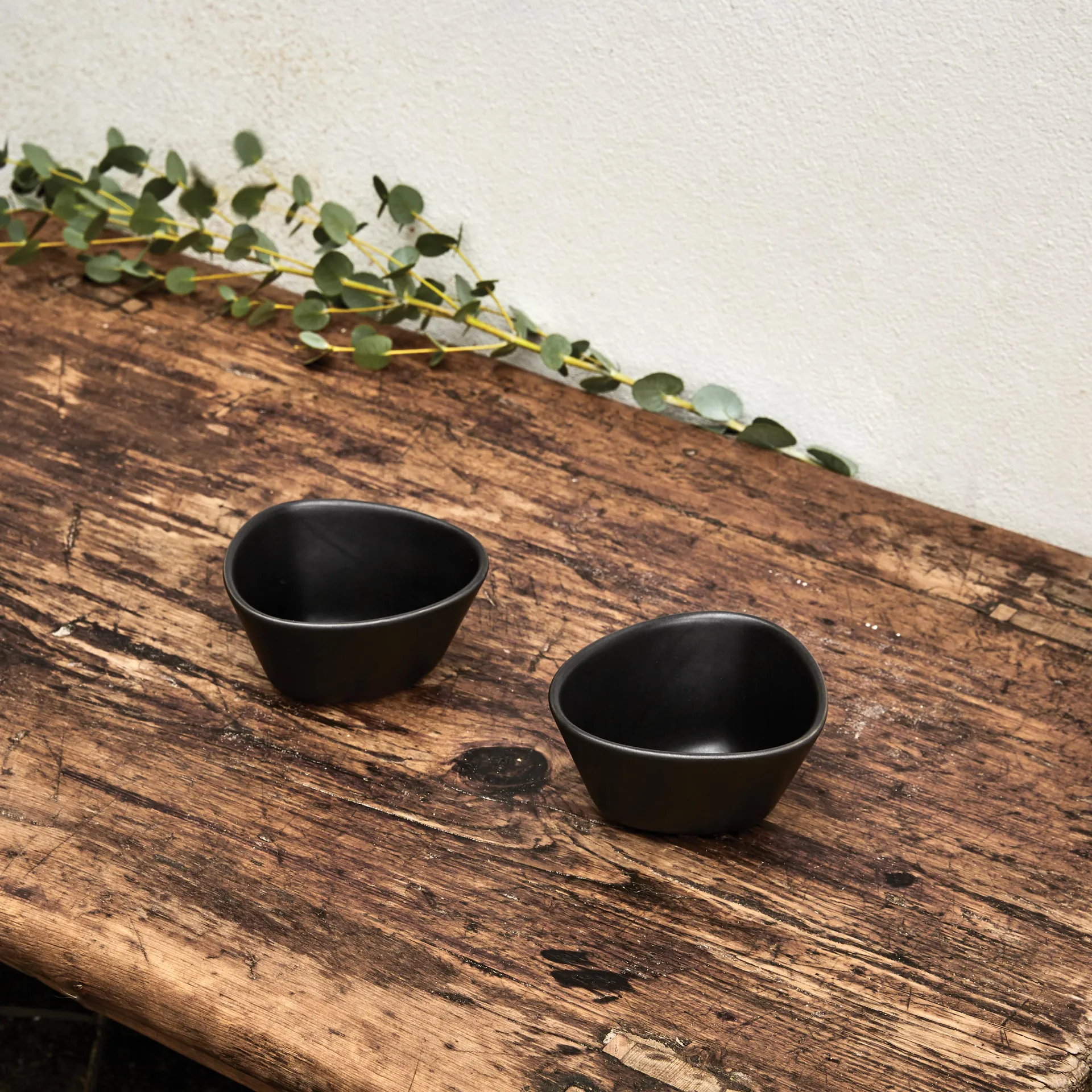 Bols Curve Stoneware lot de 2, Noir LIND DNA