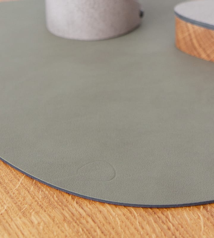 Dessous d'assiette réversible Nupo curve L 1 pièce - Army green-nature - LIND DNA