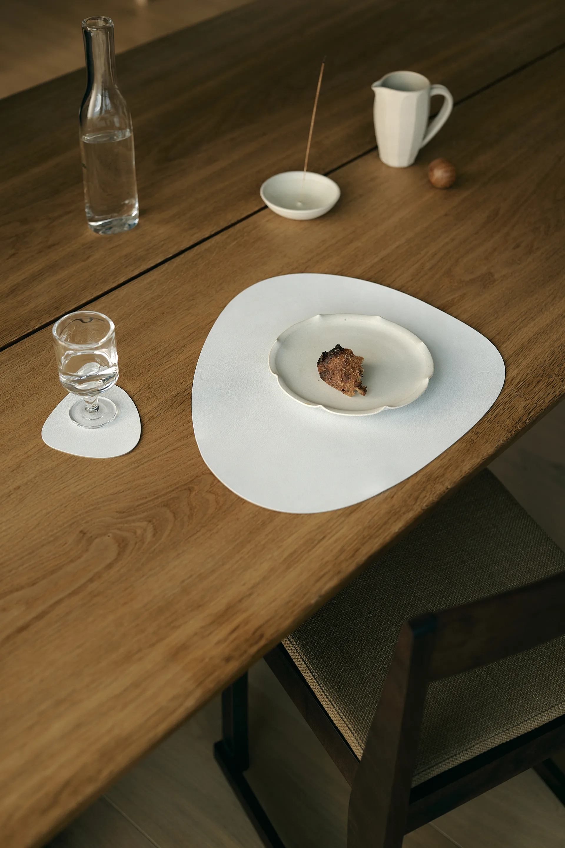 Dessous de verre Nupo curve, Pure white LIND DNA