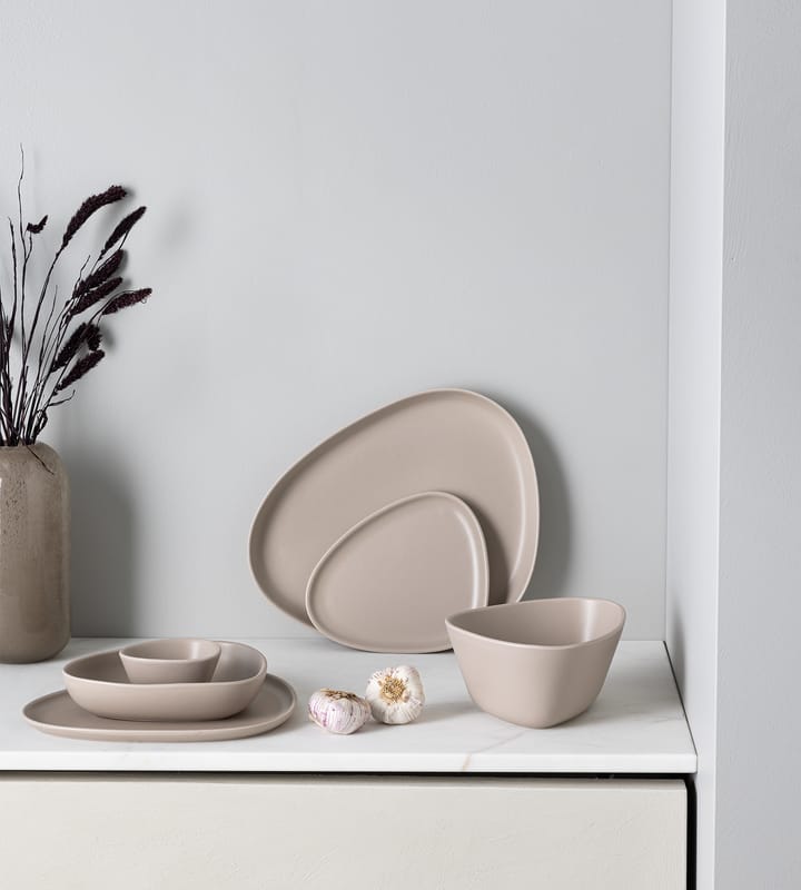 Petite assiette Curve Stoneware 19x22 cm, Sand LIND DNA