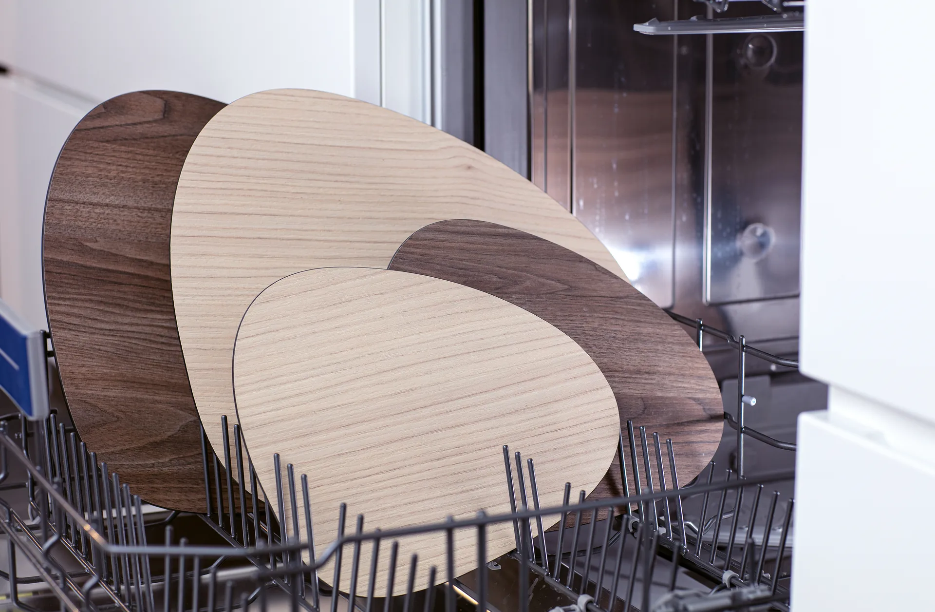 Planche à découper Cut & Serve curve S, Frêne LIND DNA