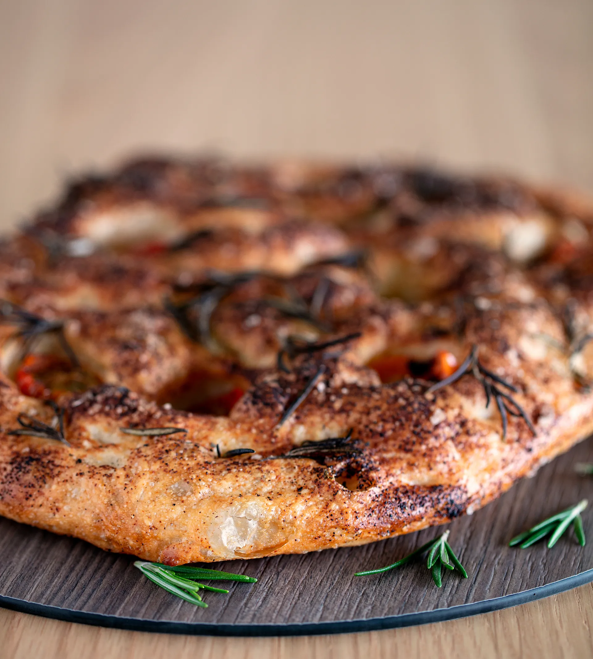 Planche à découper Cut & Serve ronde M, Noyer LIND DNA