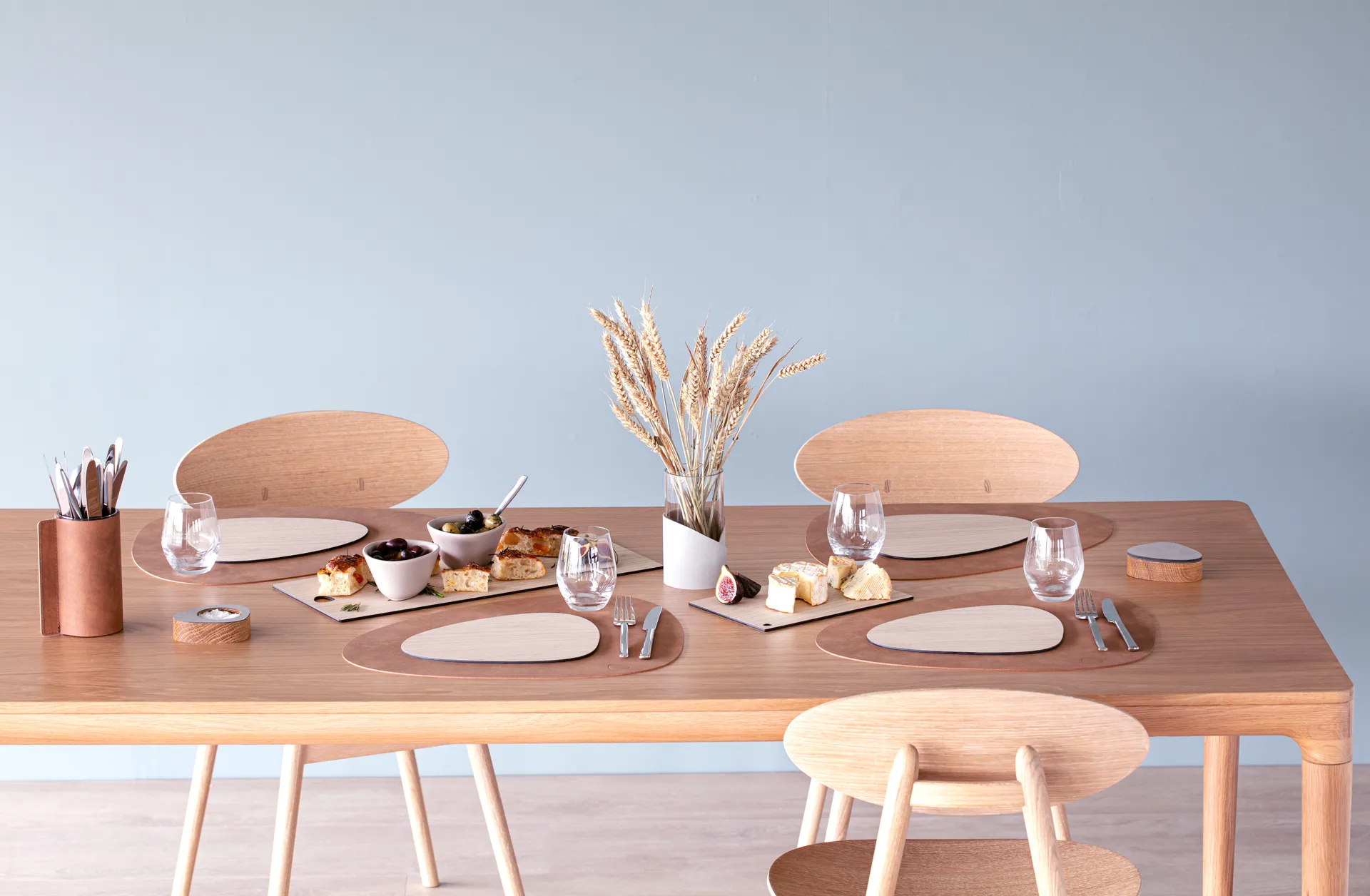 Planche à découper Cut & Serve square L, Frêne LIND DNA