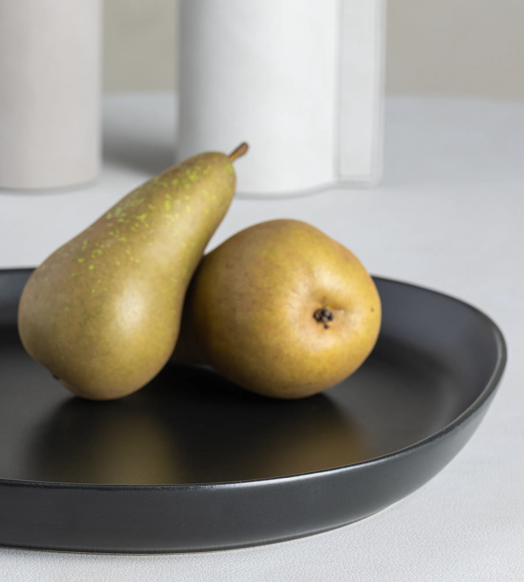 Plat à service Curve Stoneware 30x35 cm, Black LIND DNA