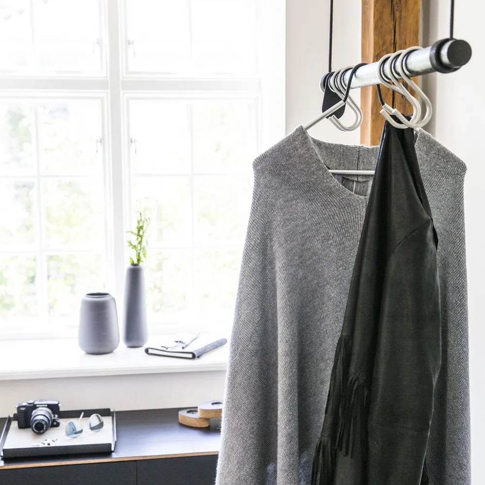 Porte-manteau Swing, oak black, l, corde black LIND DNA