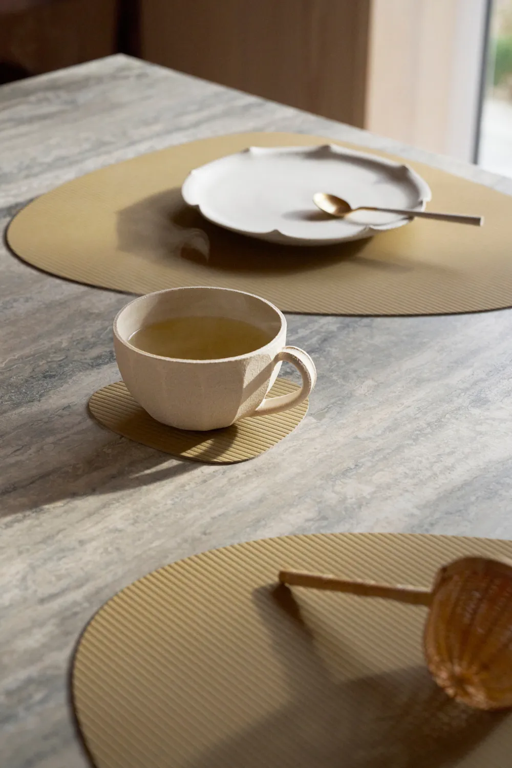 Set de table Corduroy curve L, Khaki LIND DNA