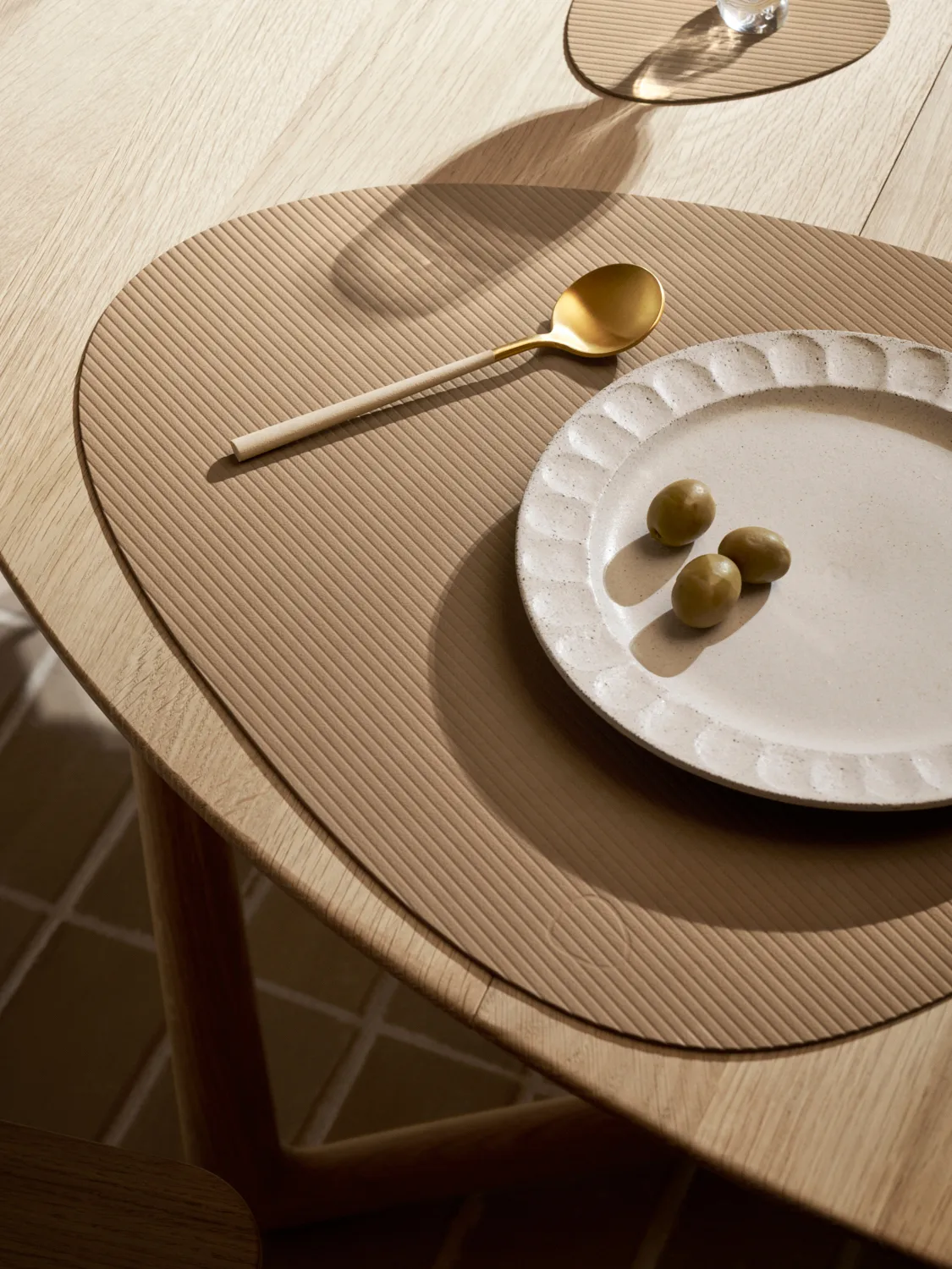 Set de table Corduroy curve L, Nougat LIND DNA