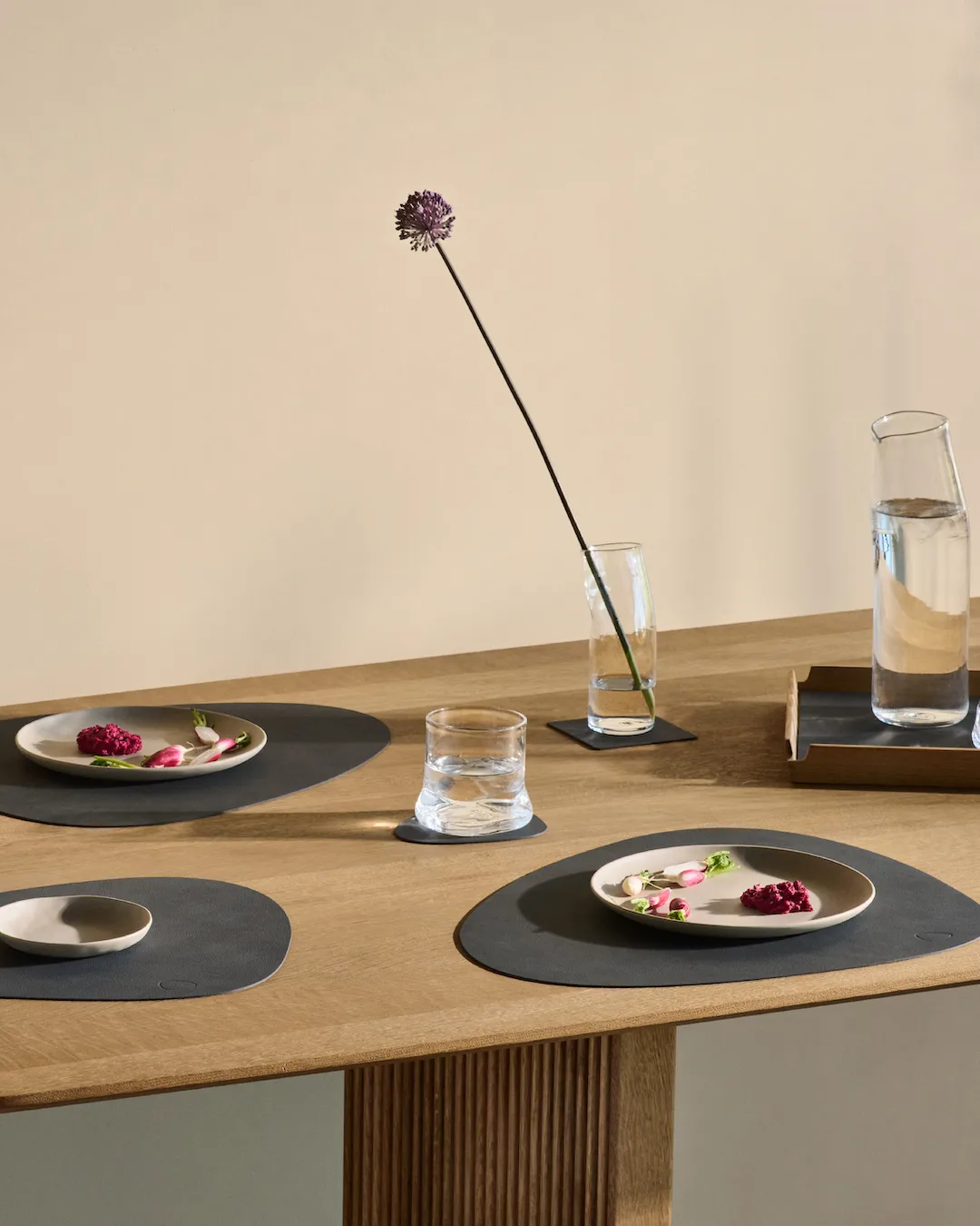 Set de table Nupo curve L, gris anthracite LIND DNA