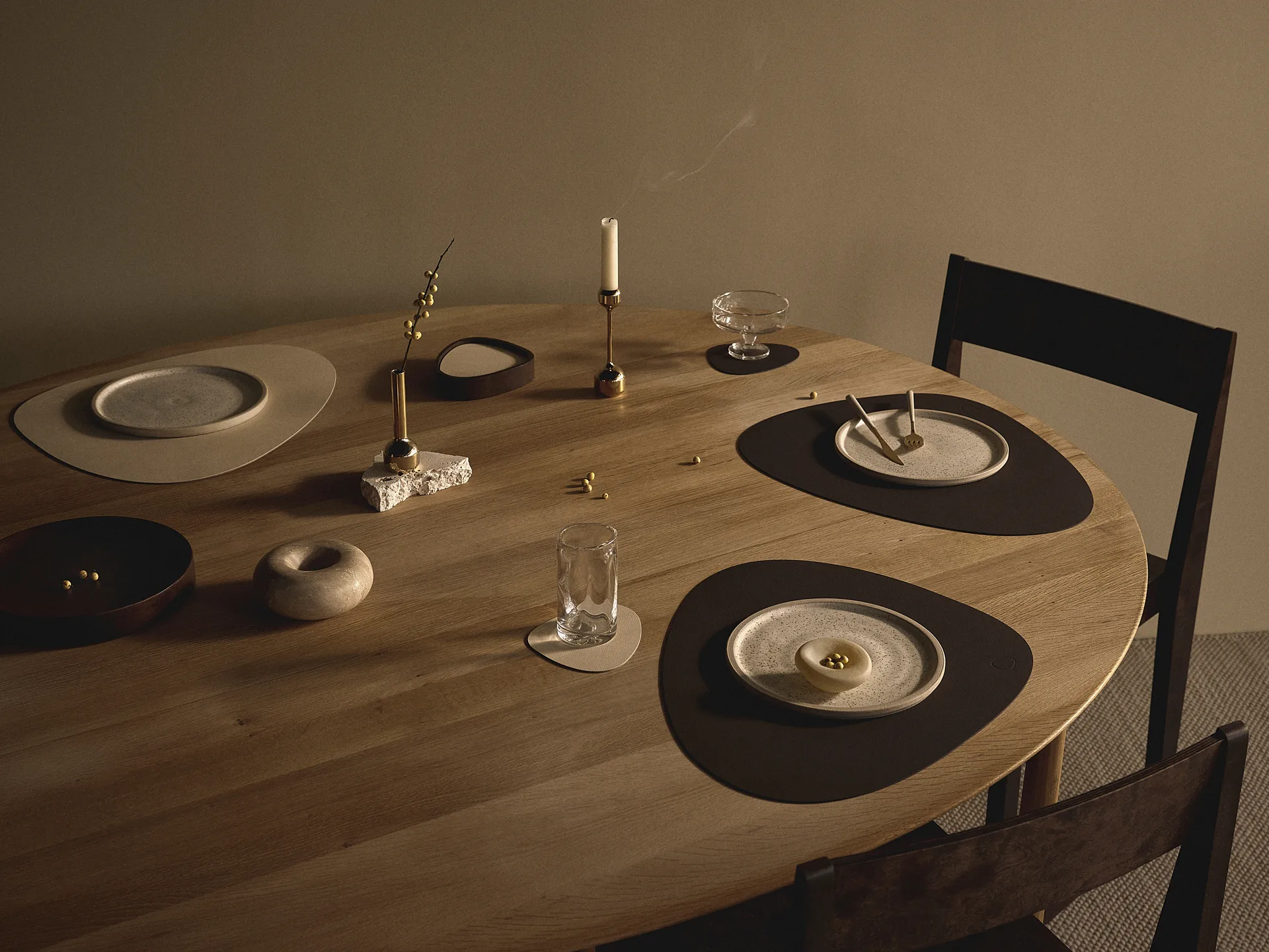 Set de table Nupo curve L, Hazel LIND DNA