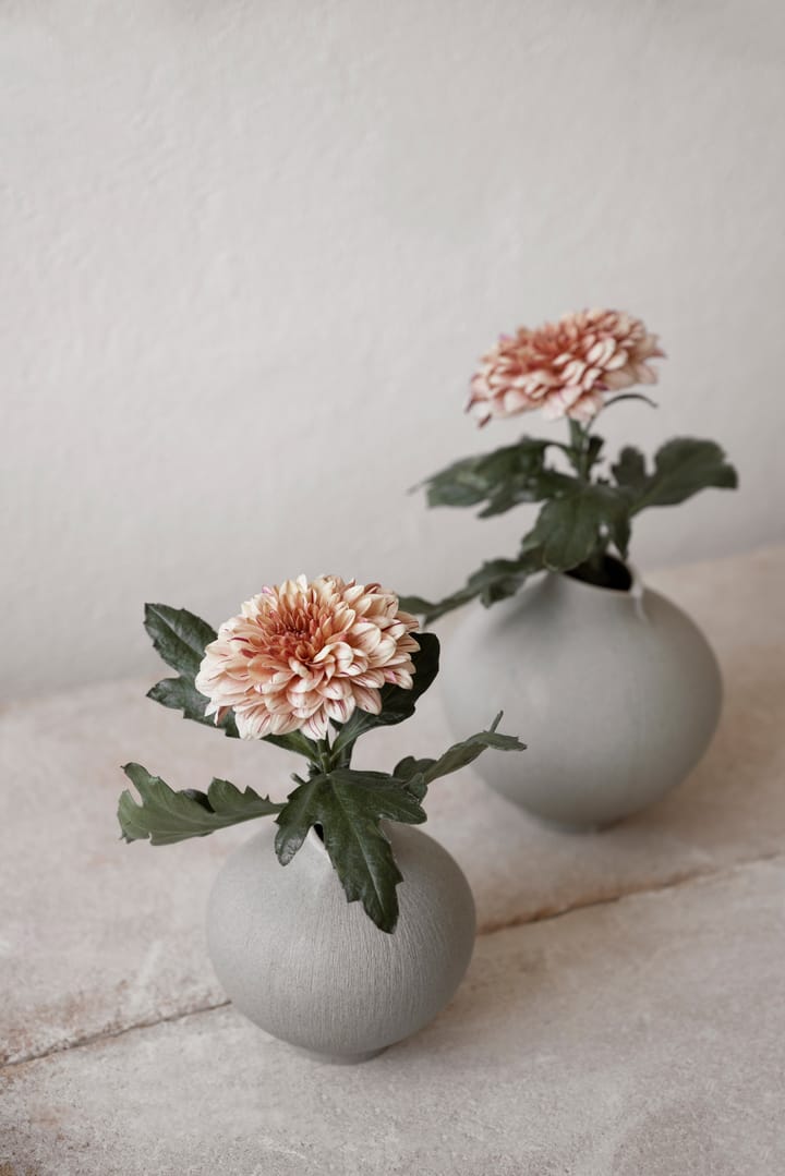 Vase Line - Sand grey, medium - Lindform