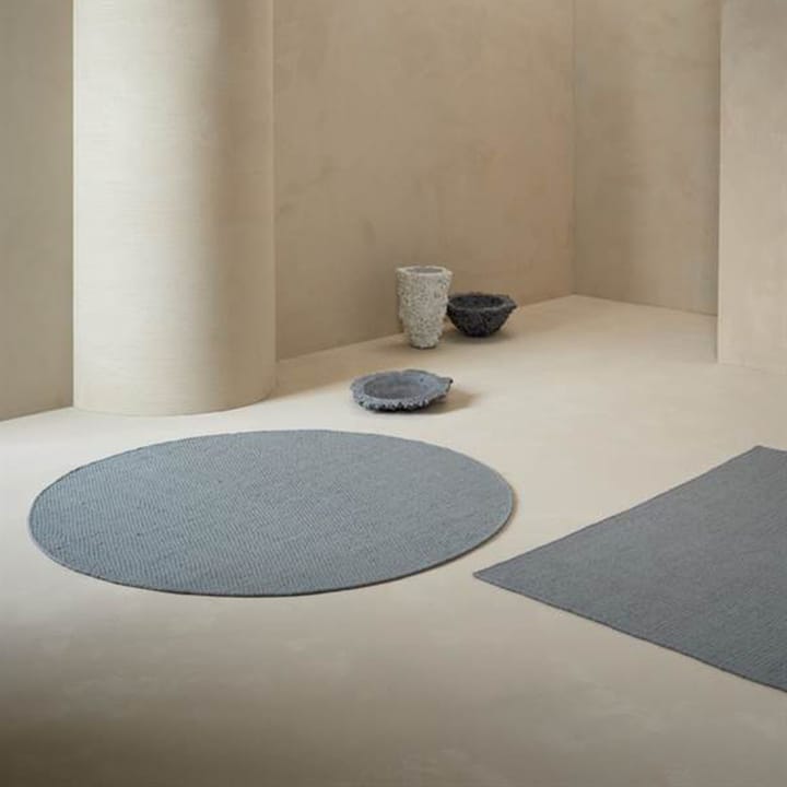 Tapis Oksa rond, Powder, 170 cm Linie Design