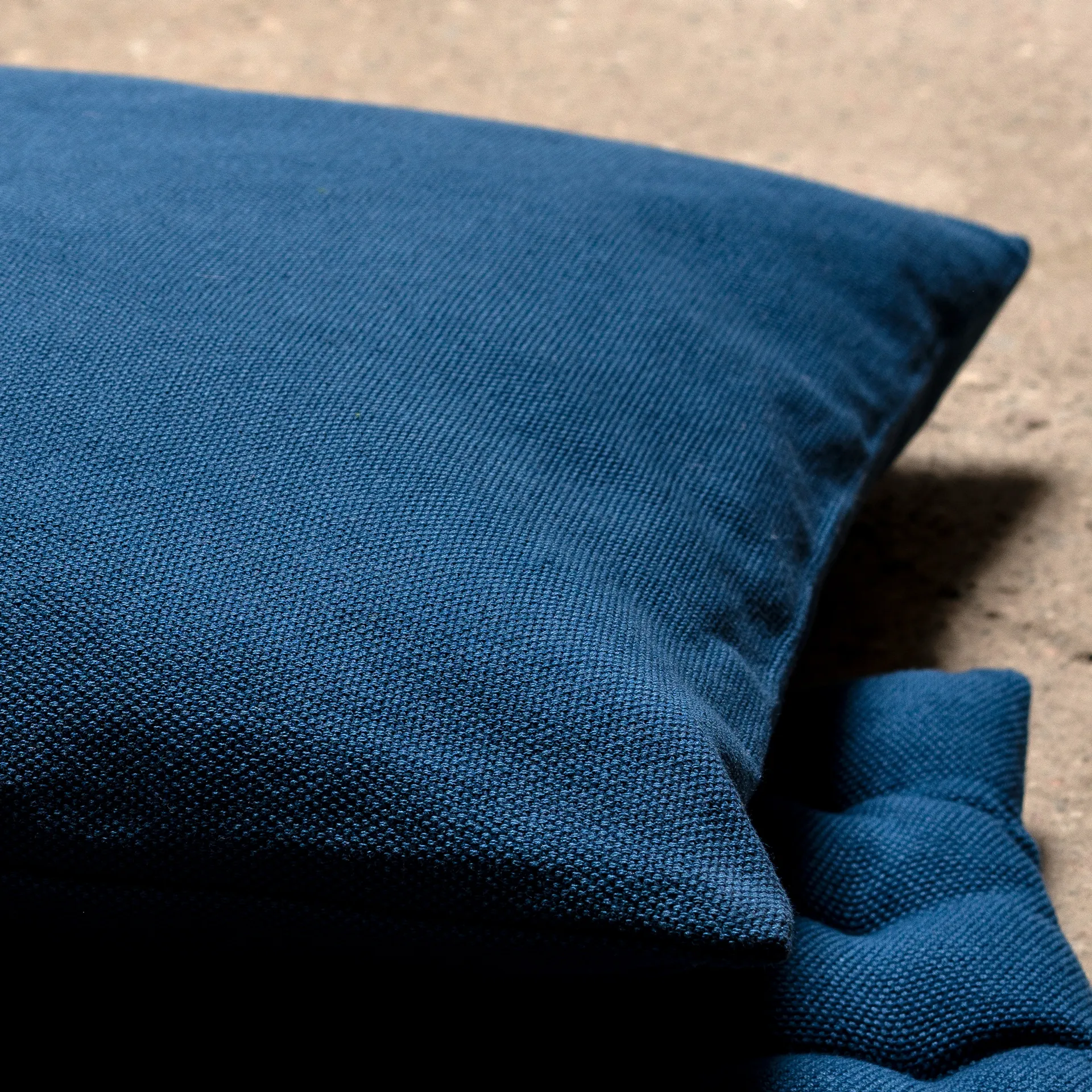 Housse de coussin Pepper 50x50 cm, Bleu indigo Linum