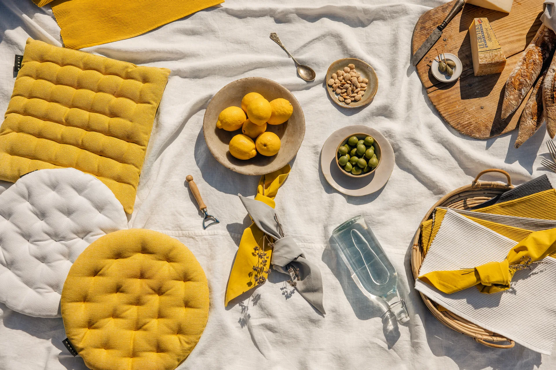 Set de table Uni 35x46 cm, lot de 4, Jaune moutarde Linum